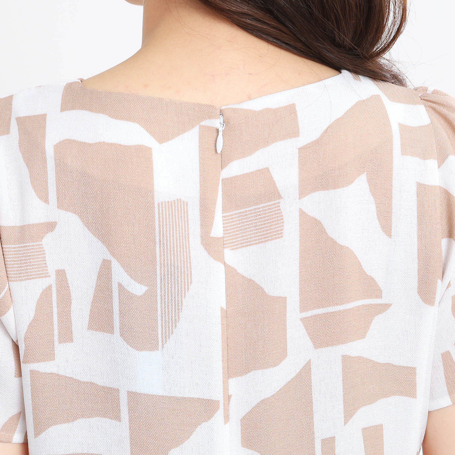 Reflect「【WEB先行カラーあり／マシンウォッシュ可】幾何モチーフプリントワンピース」|ワンピース|