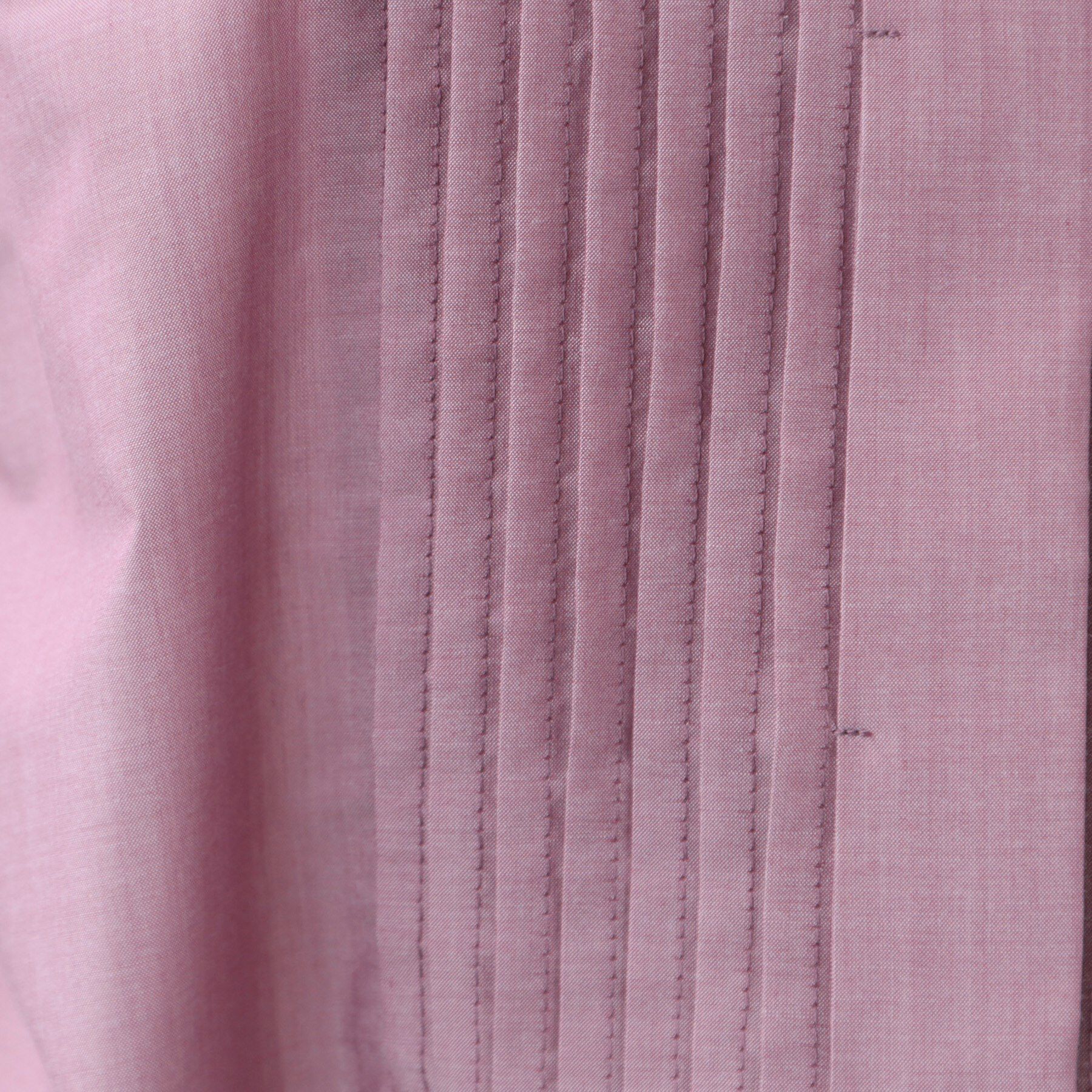 Reflect「【程よいゆとり感／体型カバー】ピンタックデザインシャンブレーブラウス」|シャツ・ブラウス|