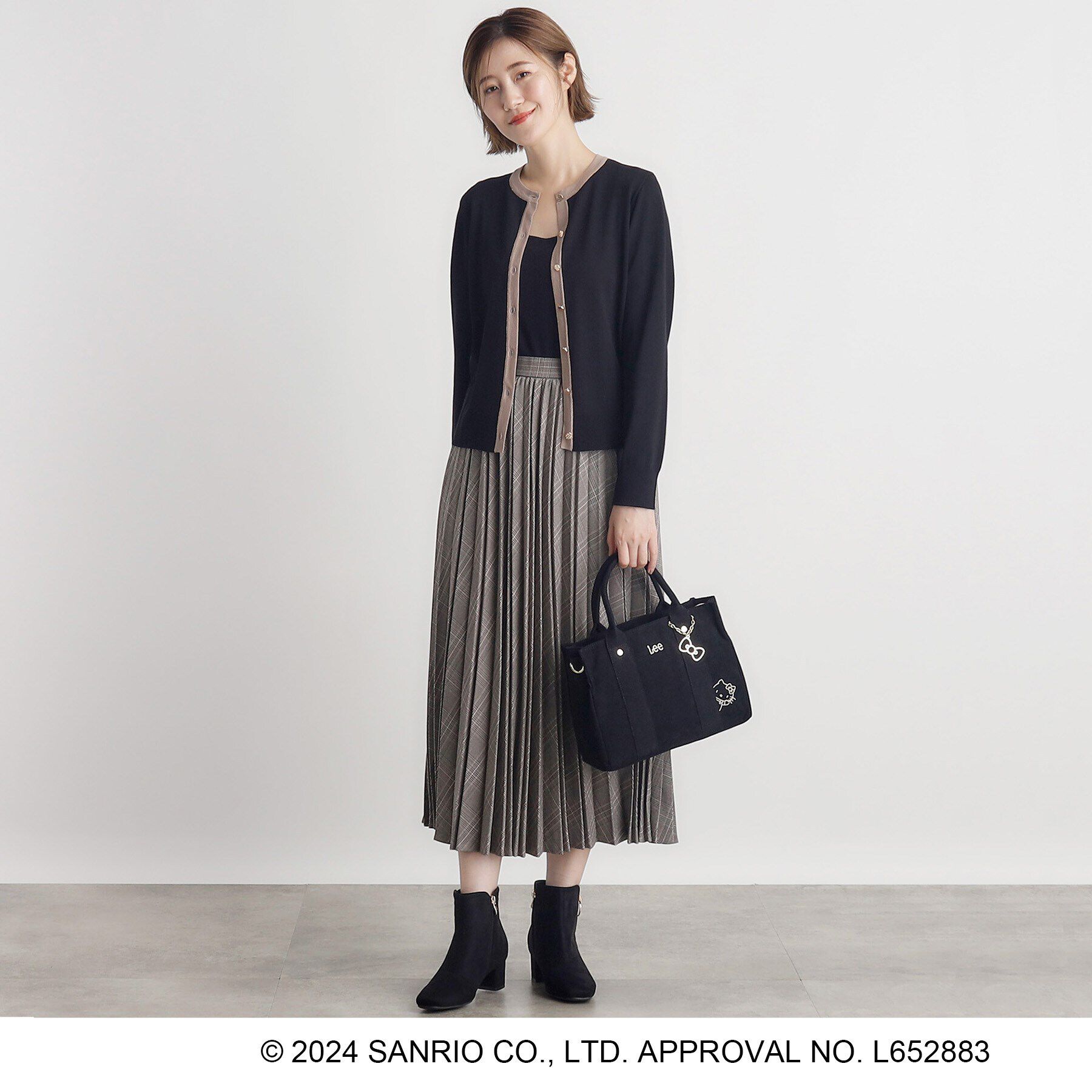 grove「【Lee別注】ハローキティコーデュロイ刺繍スクエアトート」|トートバッグ|