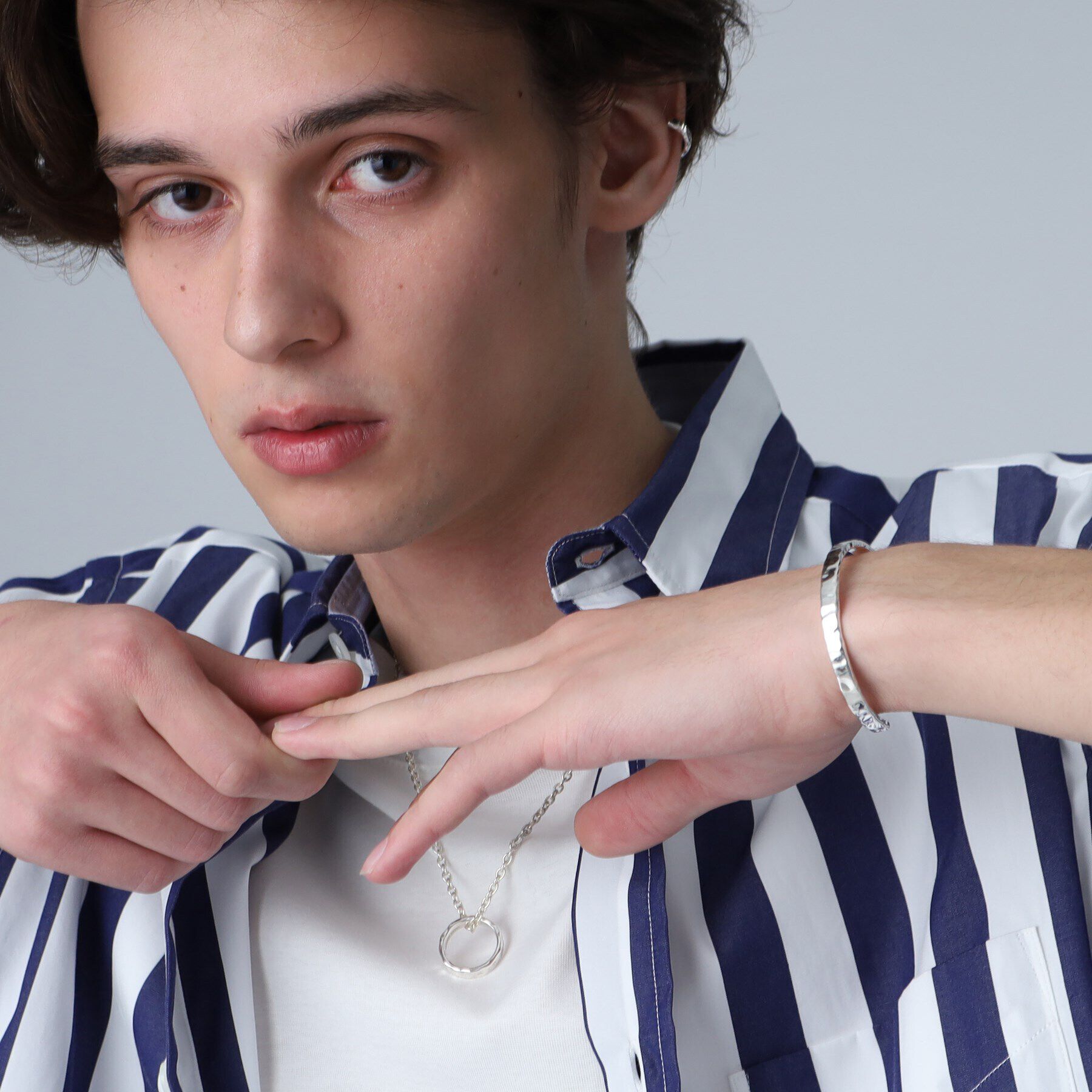 TAKEO KIKUCHI「【MADE IN JAPAN】テクスチャーシルバーバングル」|ブレスレット・バングル|