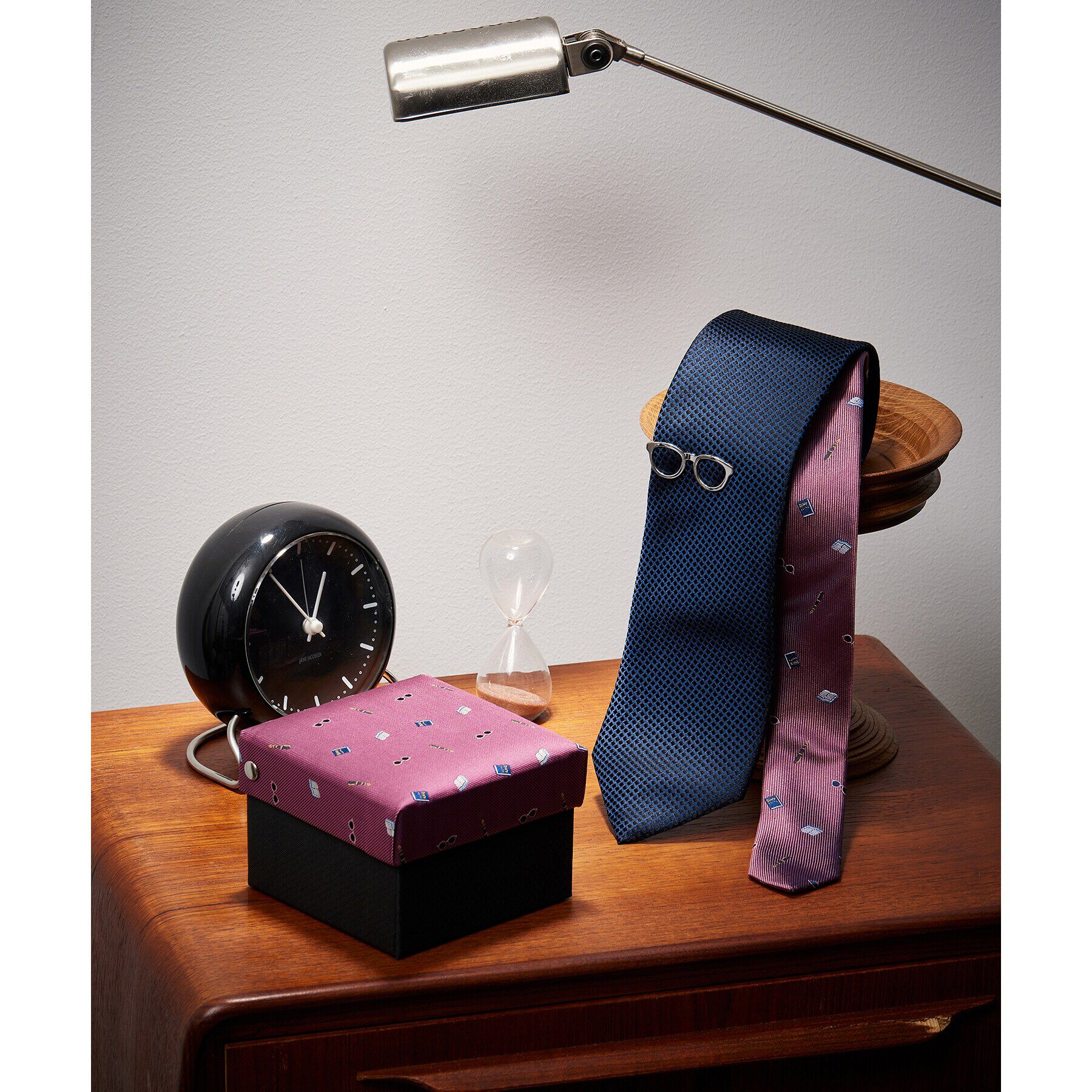 TAKEO KIKUCHI「【BOXセット】ベーシックネクタイ＆メガネ型タイバー セット」|ネクタイ・蝶ネクタイ|ネイビー(094)