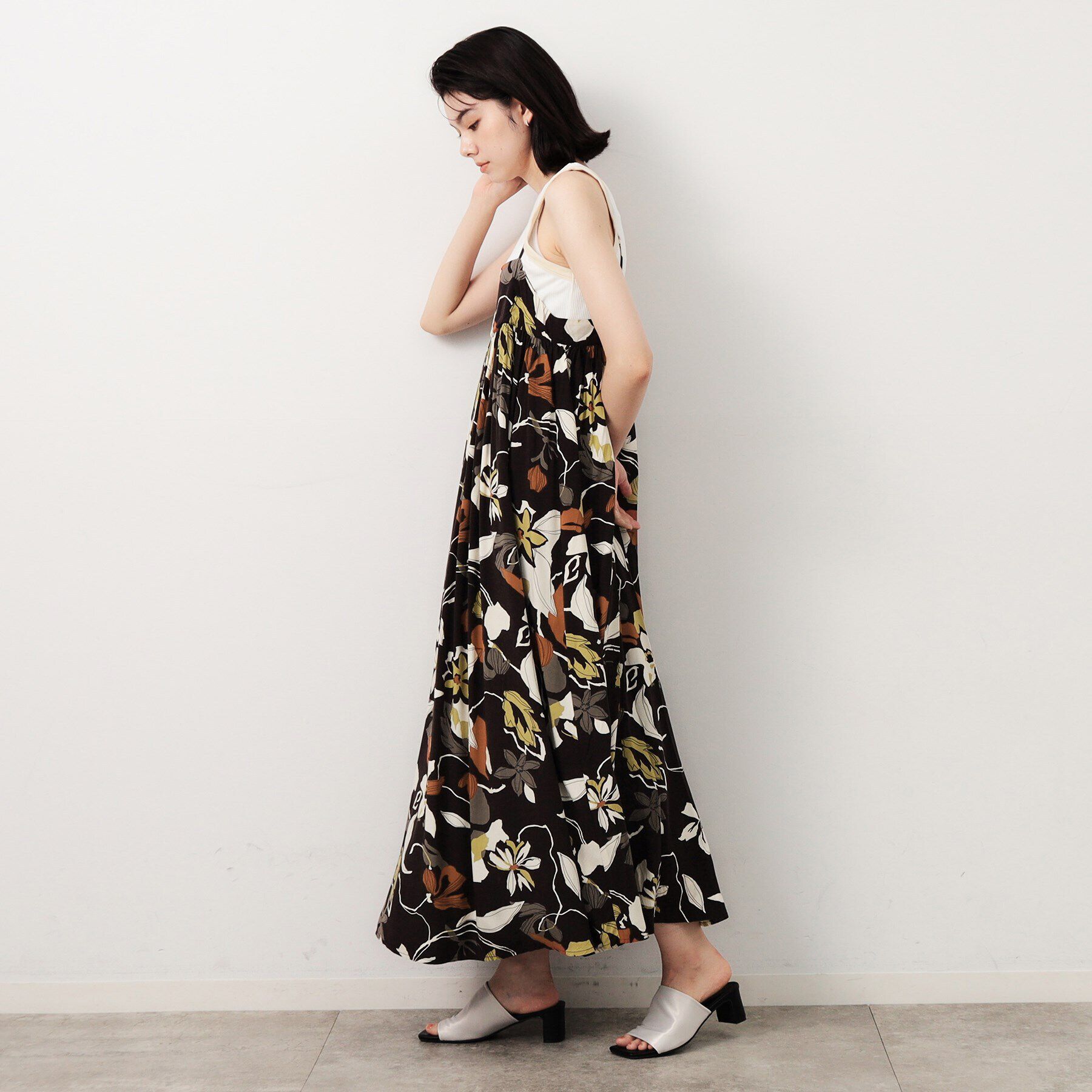 OPAQUE.CLIP「ビックフラワープリントキャミワンピース【洗える】」|ワンピース|