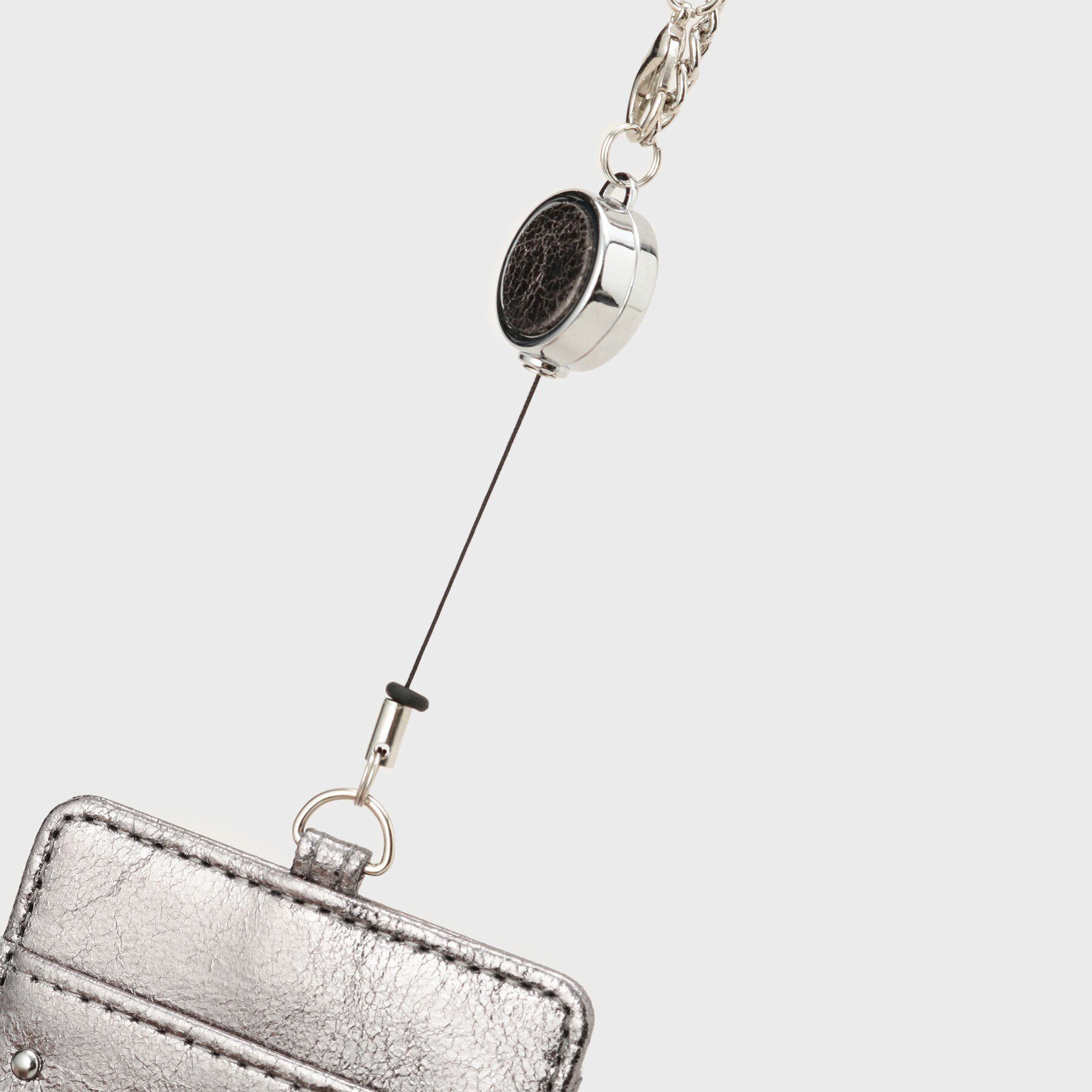 OPAQUE.CLIP「【リール付】スタッズデザインパスケース」|その他|