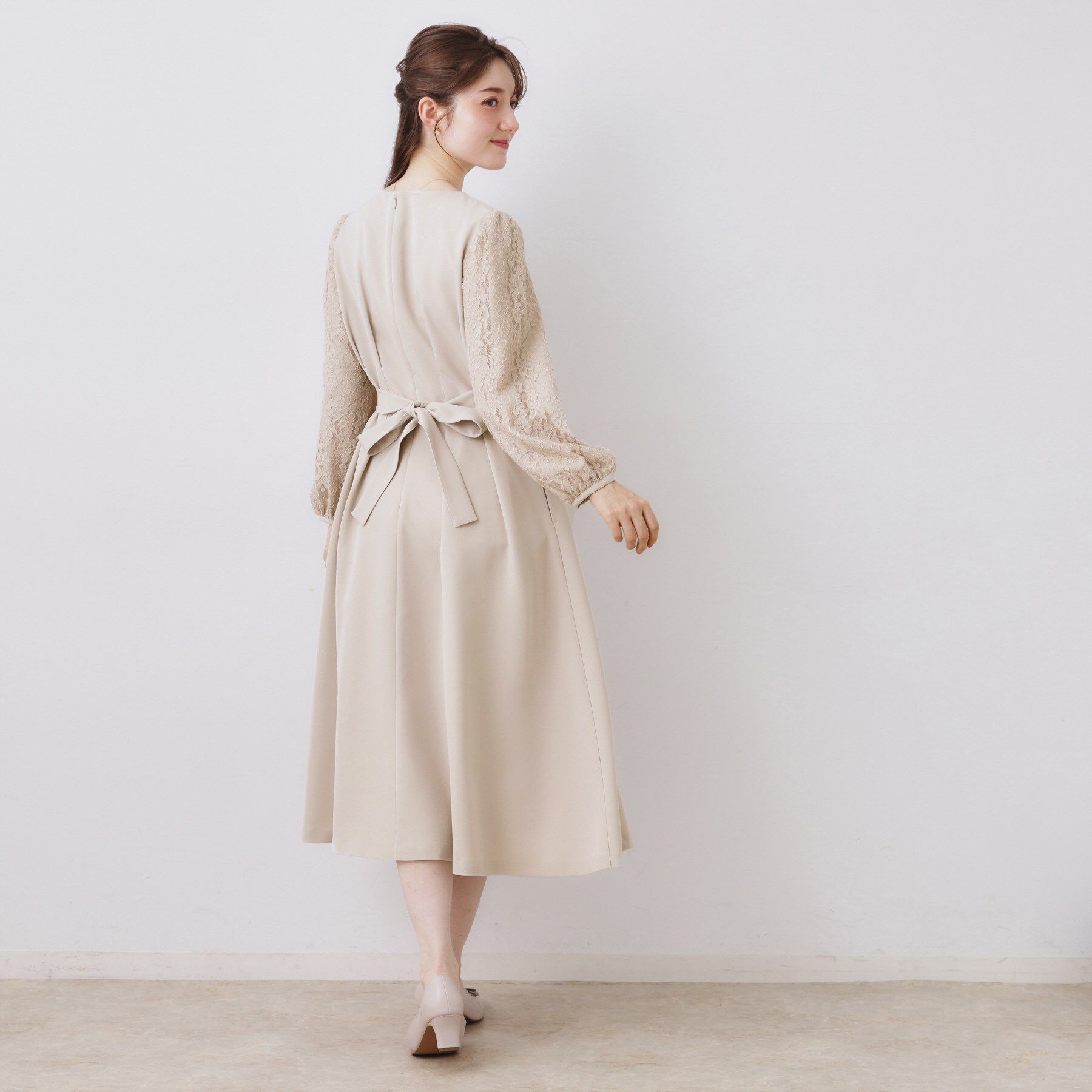 Couture broach「【ハレの日・通勤】レース袖タックフレアワンピース」|ワンピース|