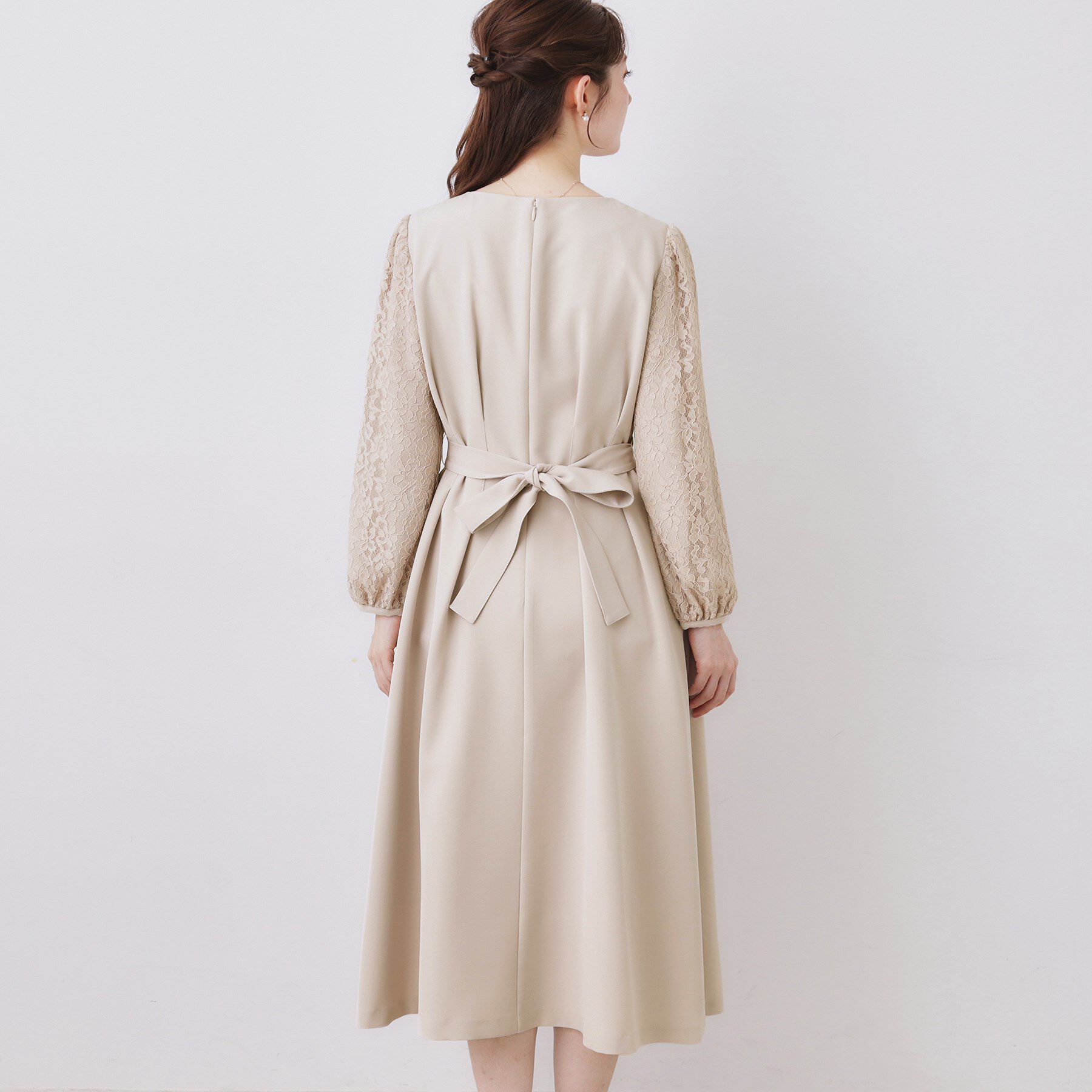 Couture broach「【ハレの日・通勤】レース袖タックフレアワンピース」|ワンピース|