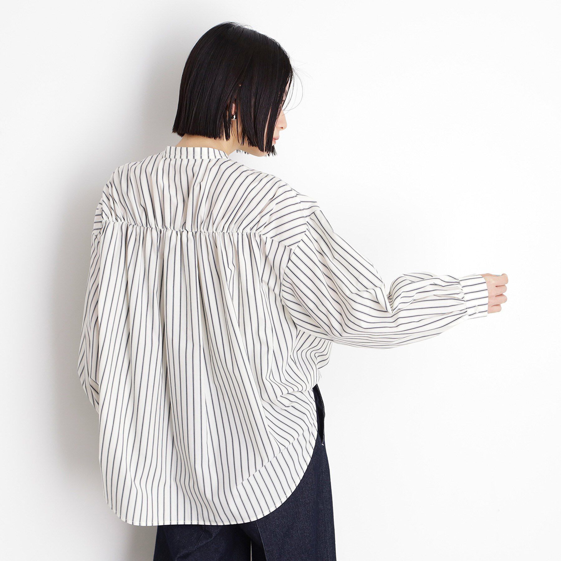 THE SHOP TK「バックシャーリングシャツ【洗える】」|シャツ・ブラウス|