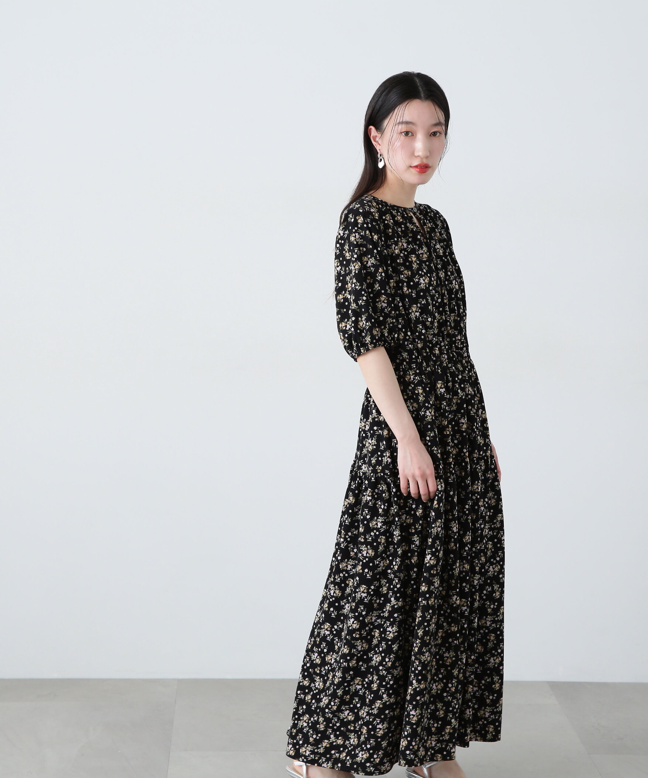  「小花柄ワンピース」|ワンピース|