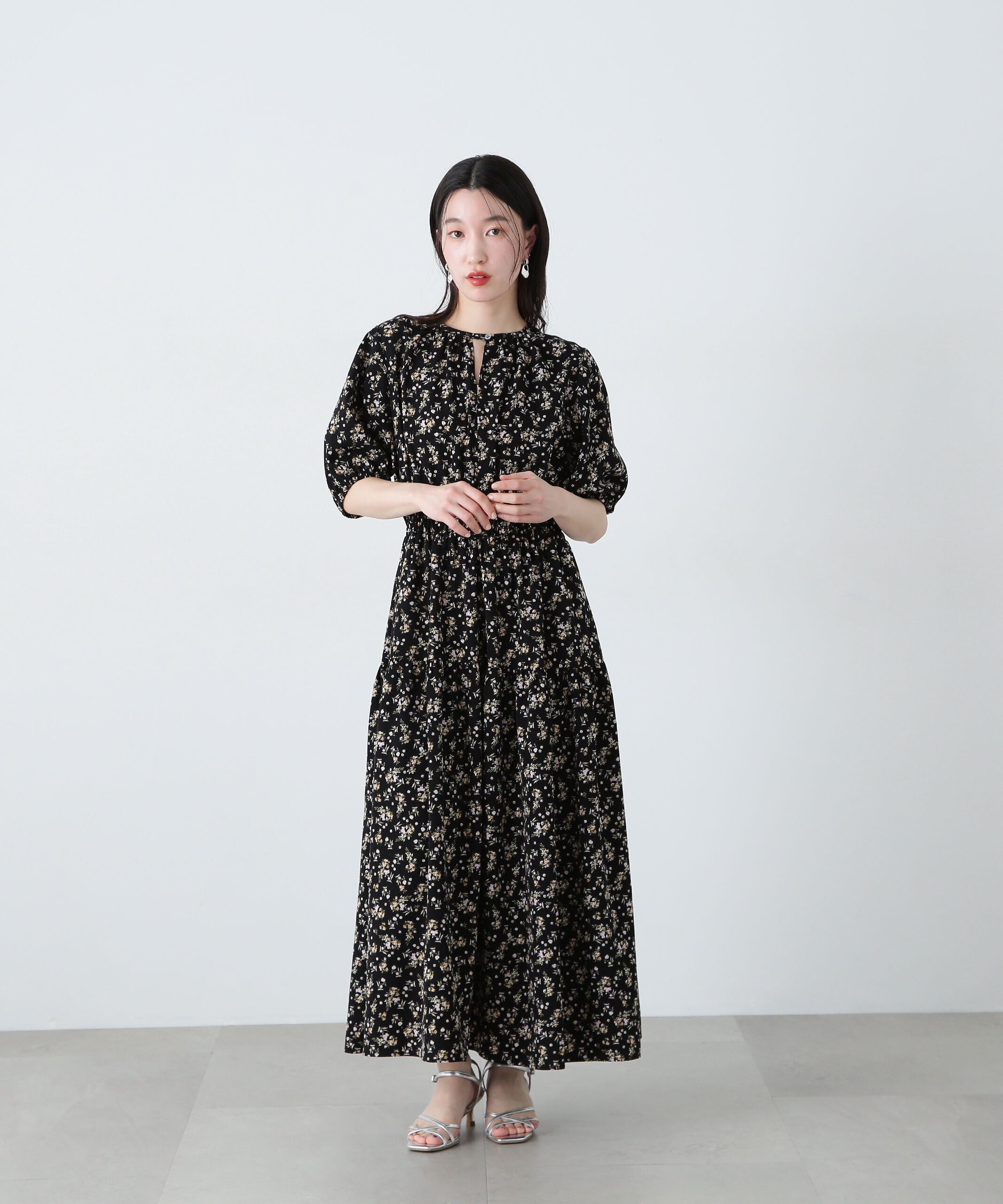  「小花柄ワンピース」|ワンピース|