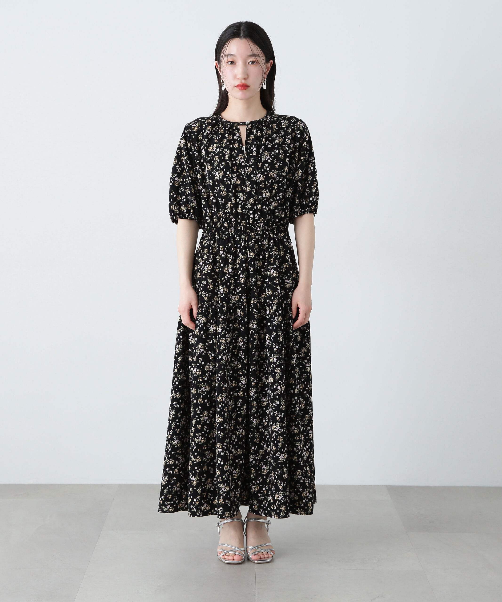  「小花柄ワンピース」|ワンピース|