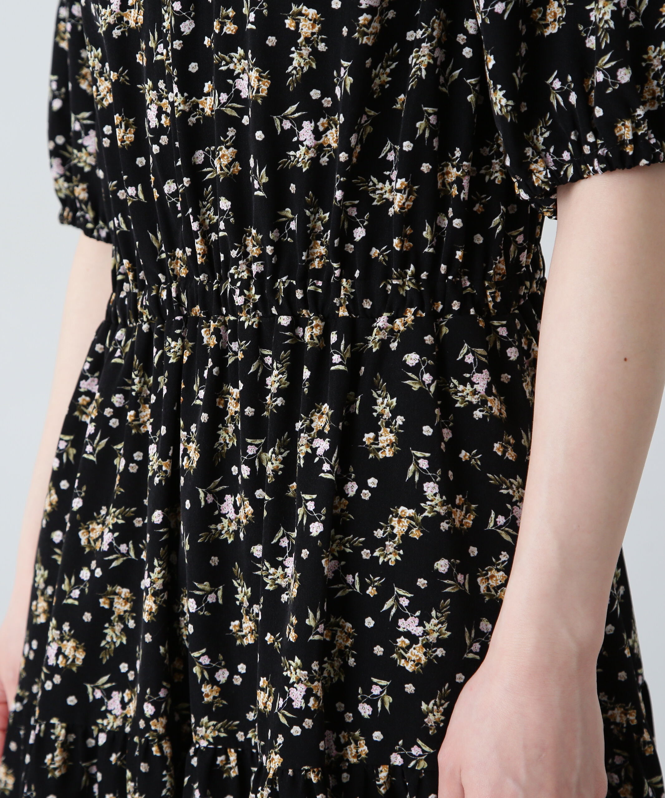  「小花柄ワンピース」|ワンピース|