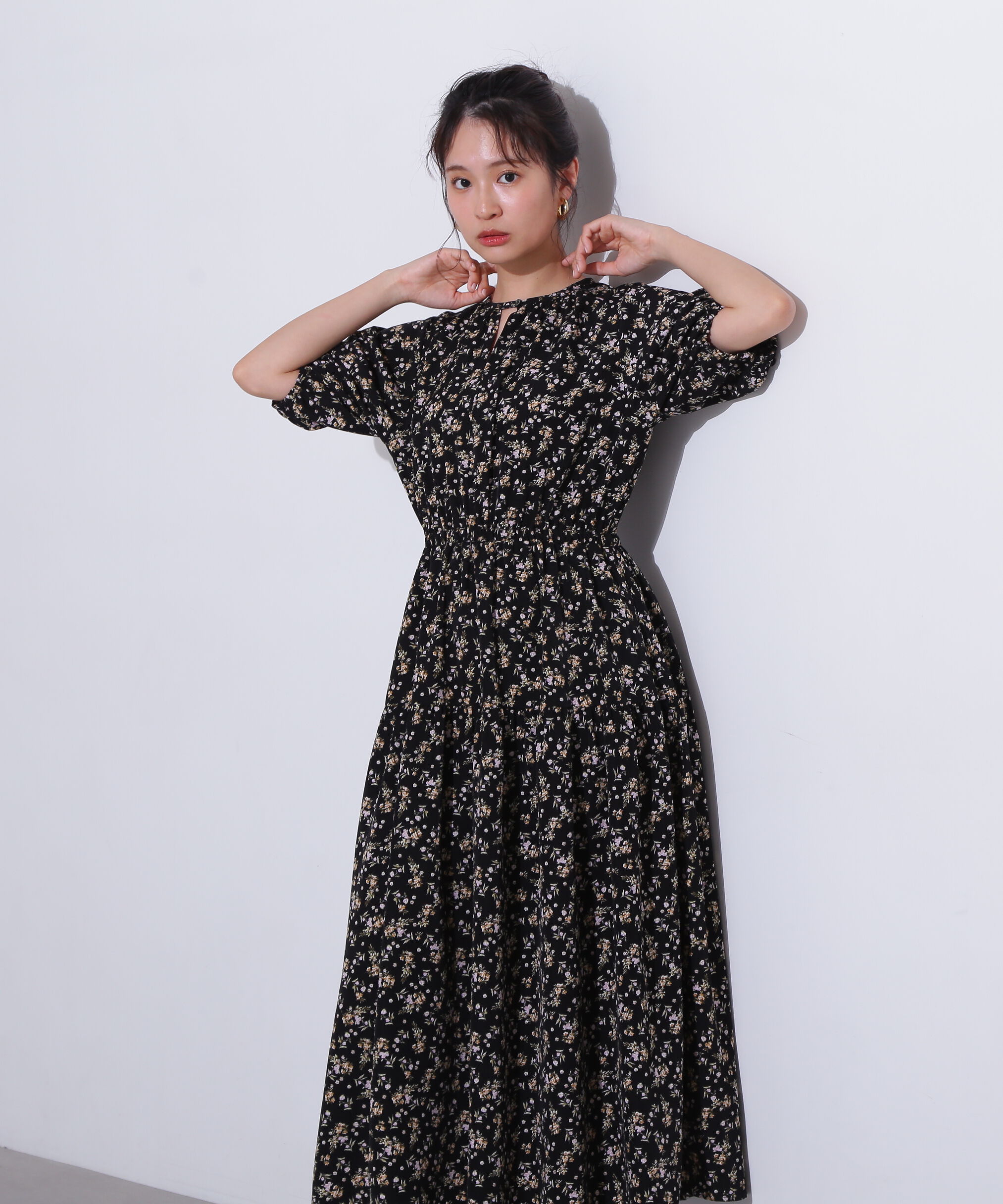  「小花柄ワンピース」|ワンピース|