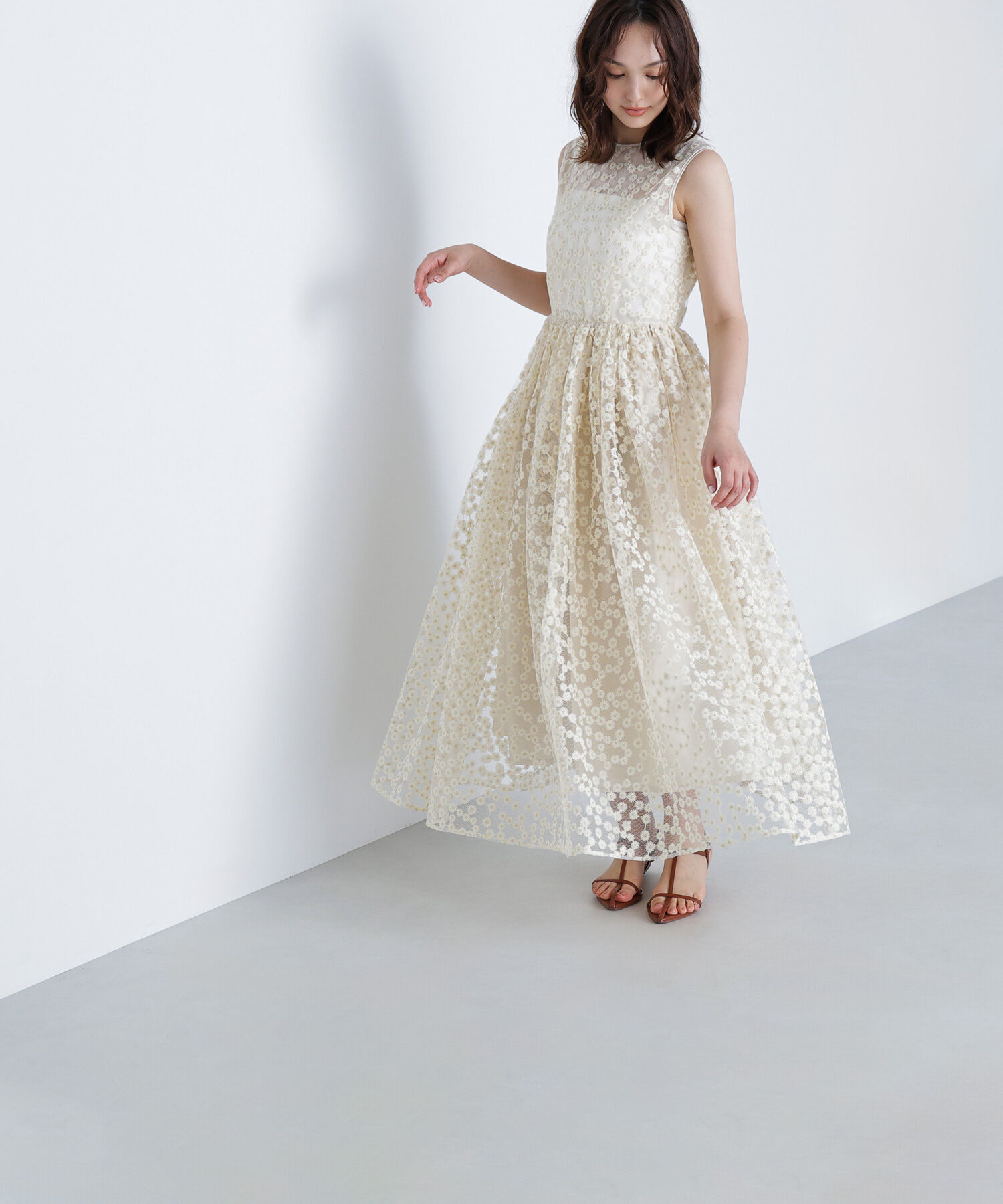  「シアーエンブロイダリーワンピース」|ワンピース|