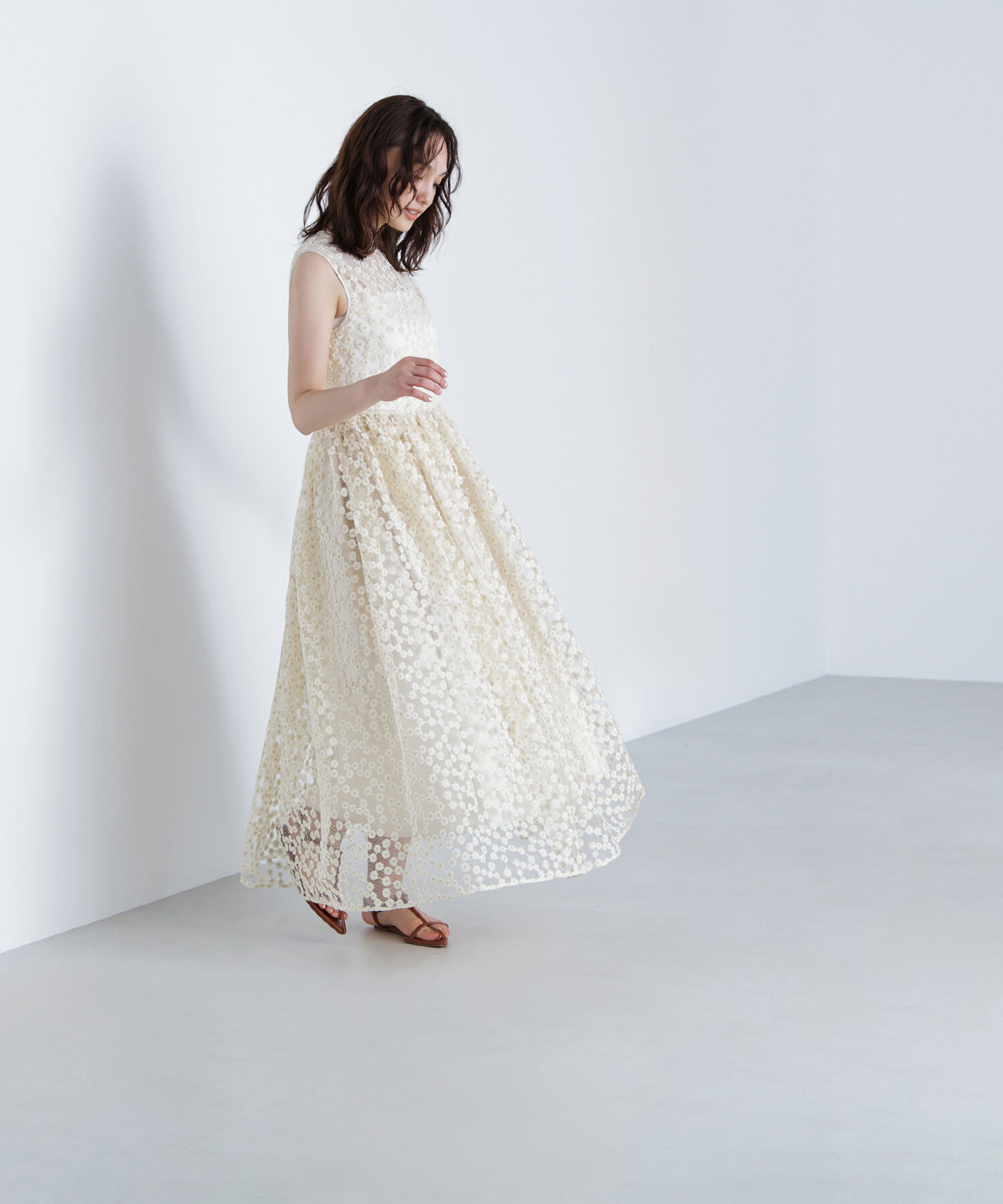  「シアーエンブロイダリーワンピース」|ワンピース|