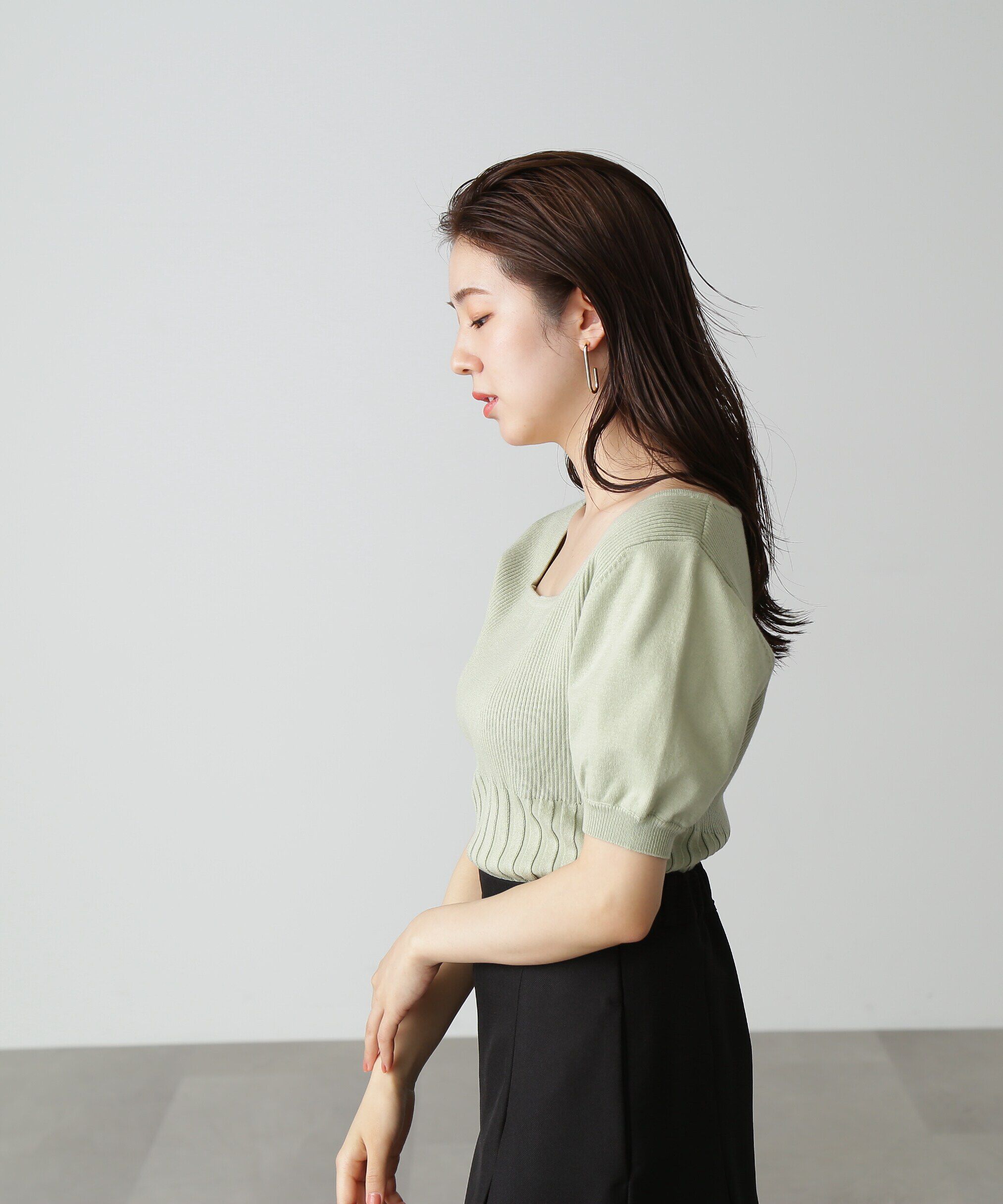  「スクエアネックボリュームスリーブ半袖ニット」|ニット・セーター|