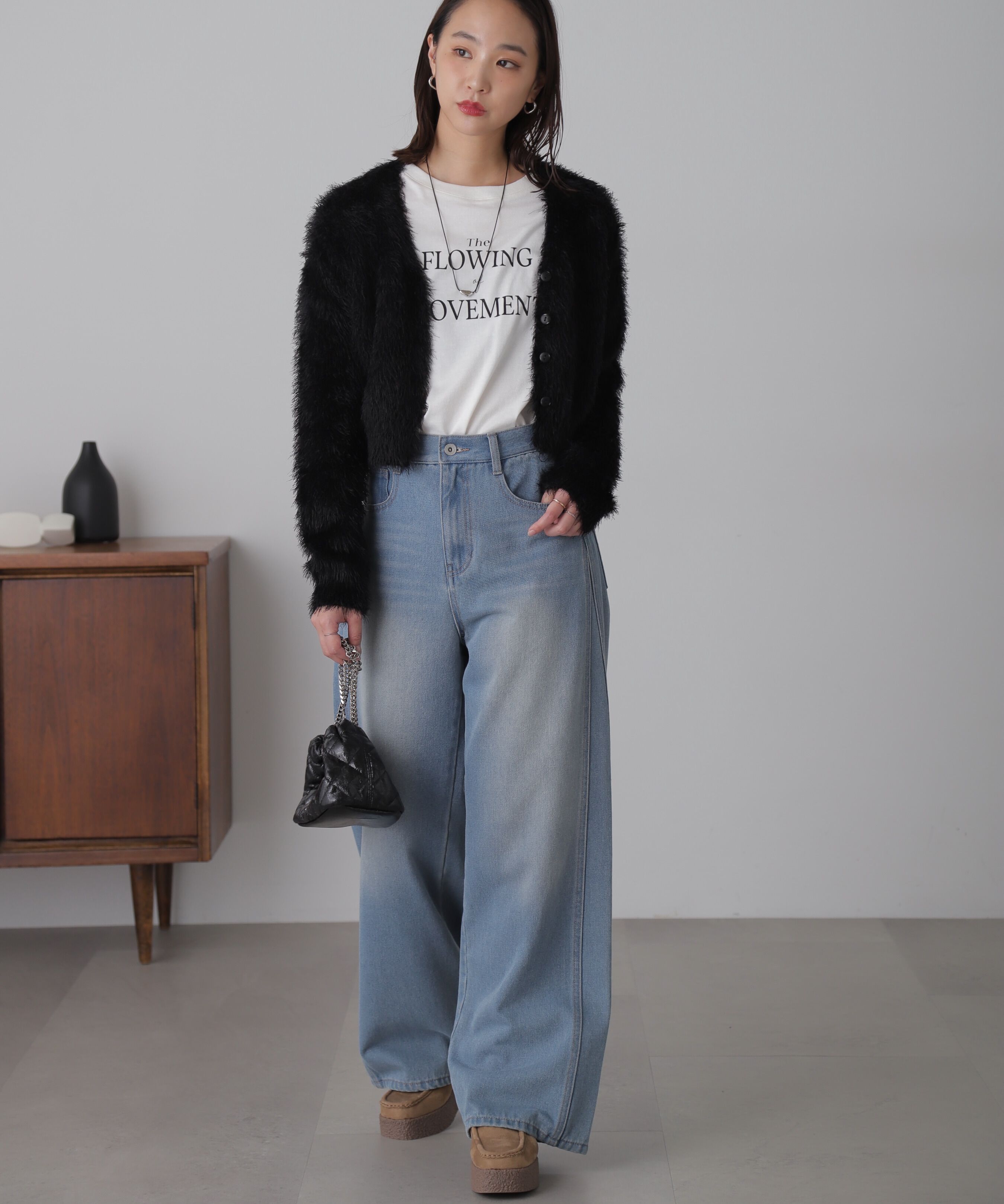  「Vネックフェザーショート丈カーディガン」|ニット・セーター|