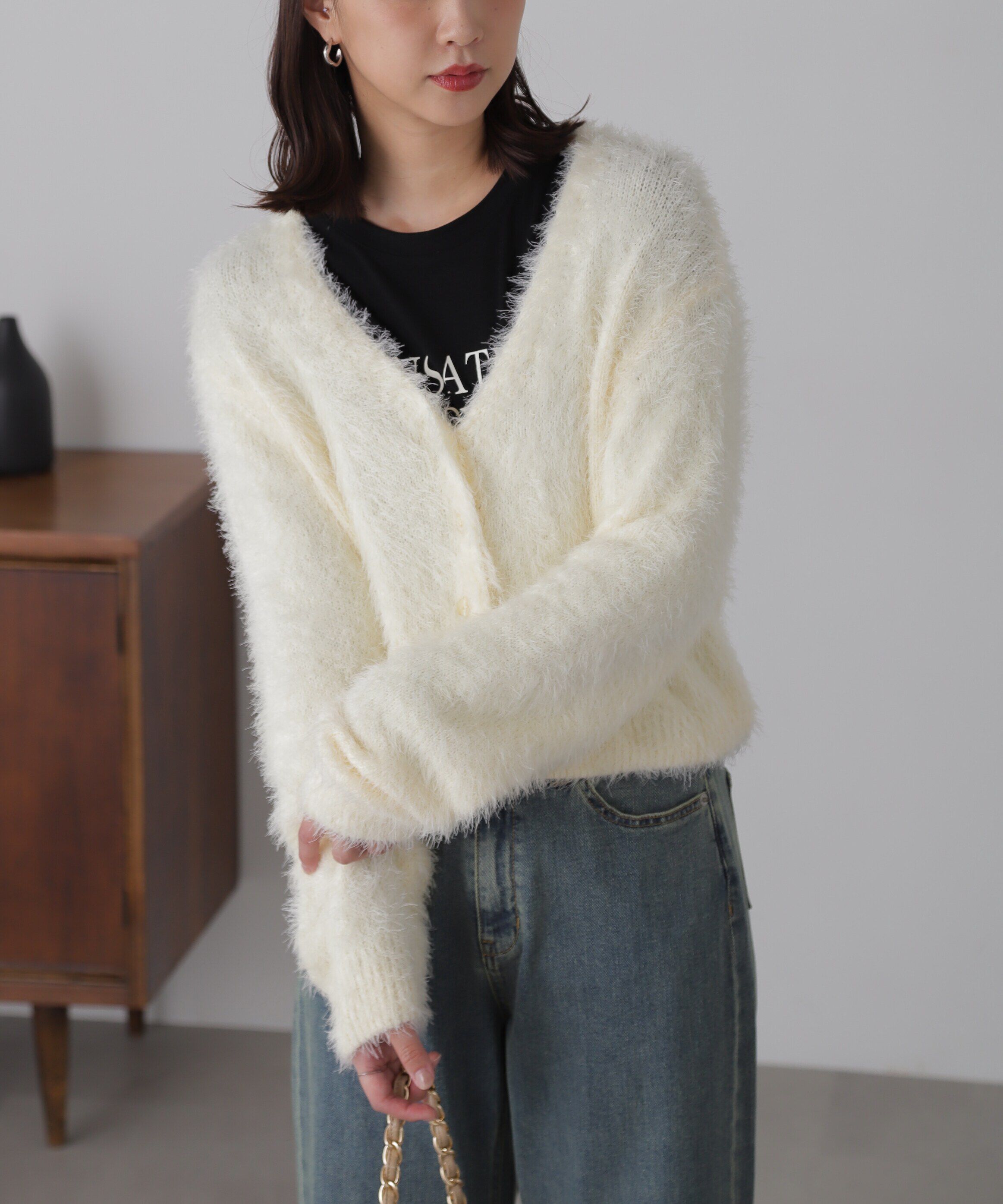  「Vネックフェザーショート丈カーディガン」|ニット・セーター|