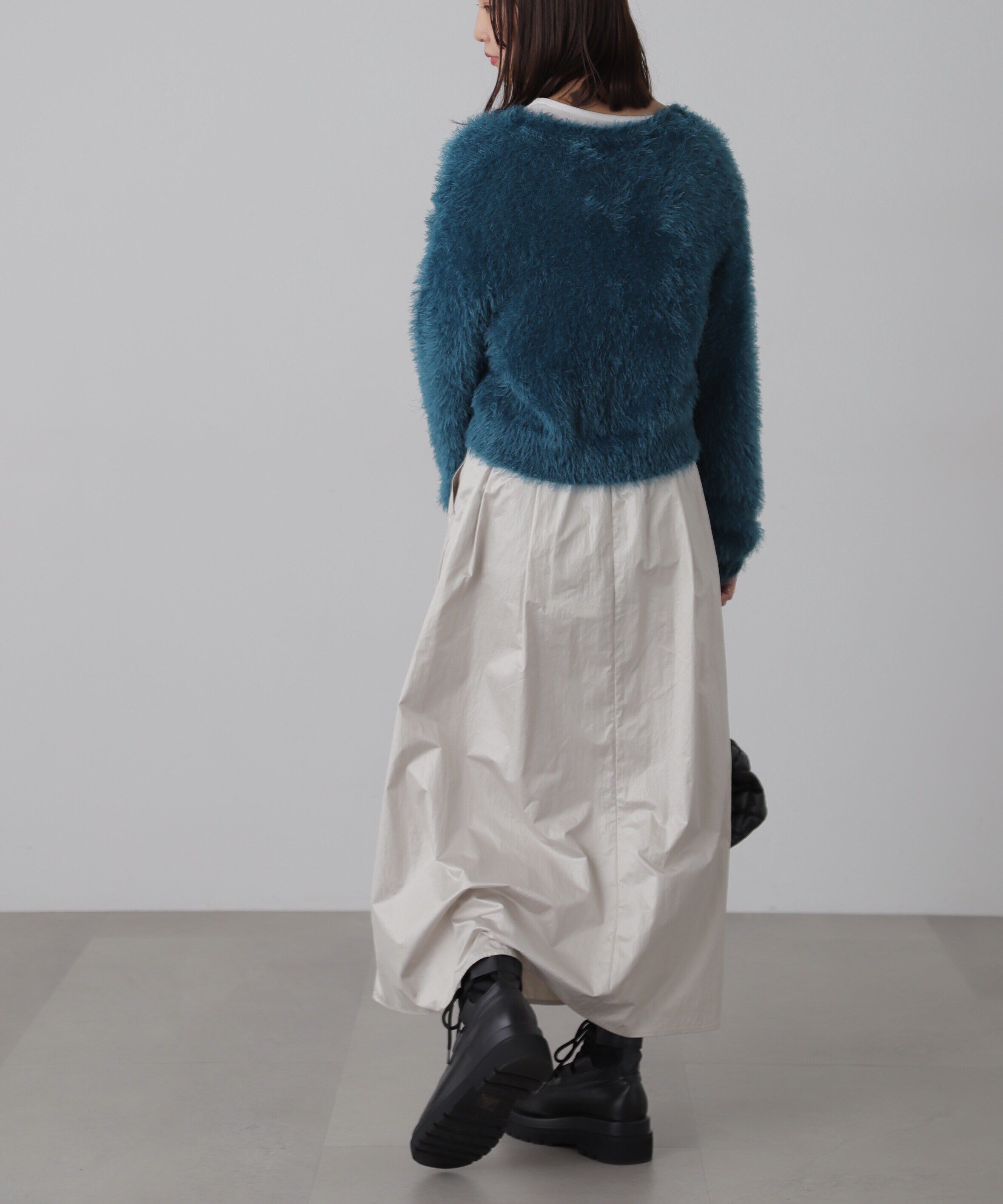  「Vネックフェザーショート丈カーディガン」|ニット・セーター|