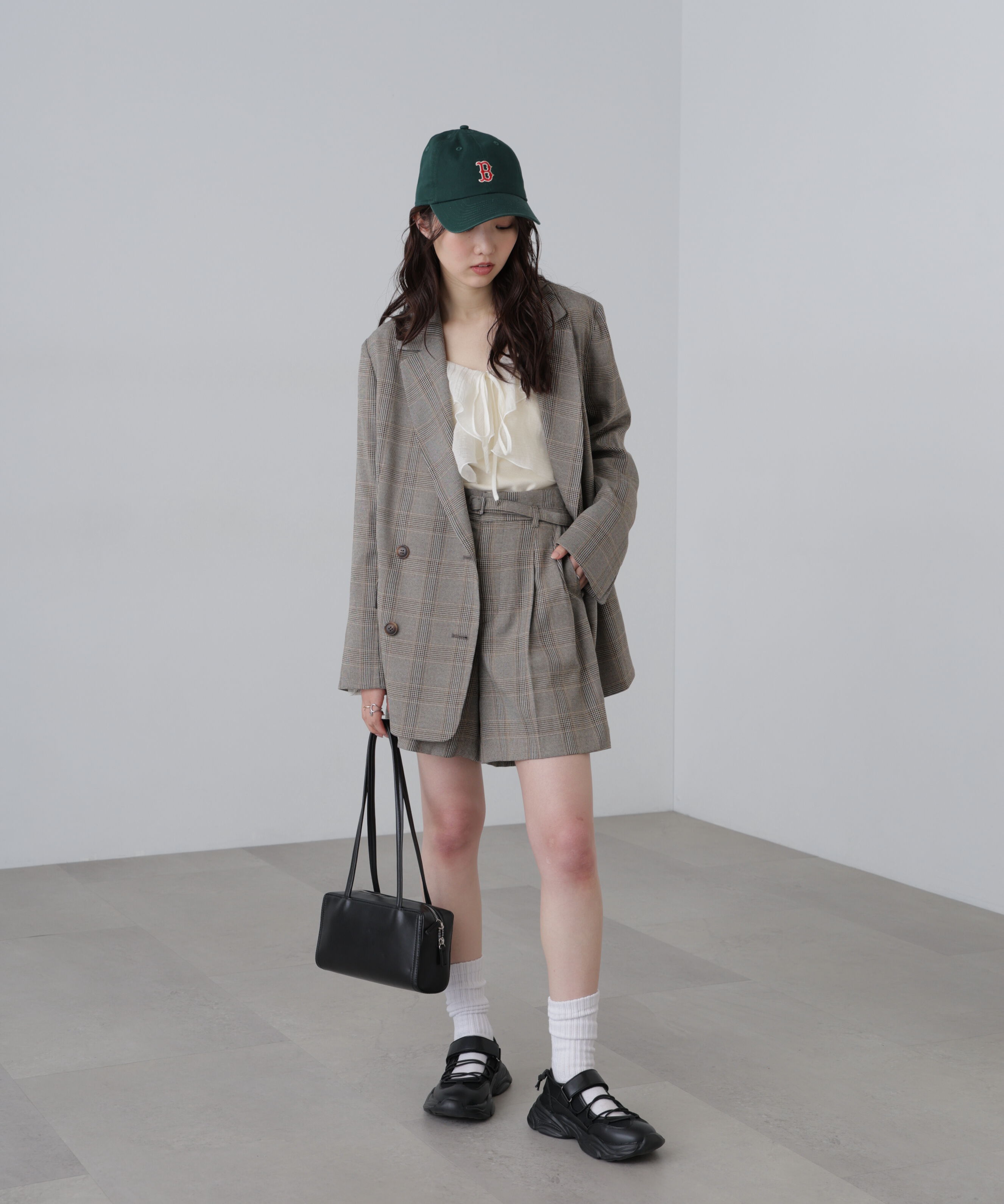  「麻調合繊タックベルト付きショートパンツ」|その他|