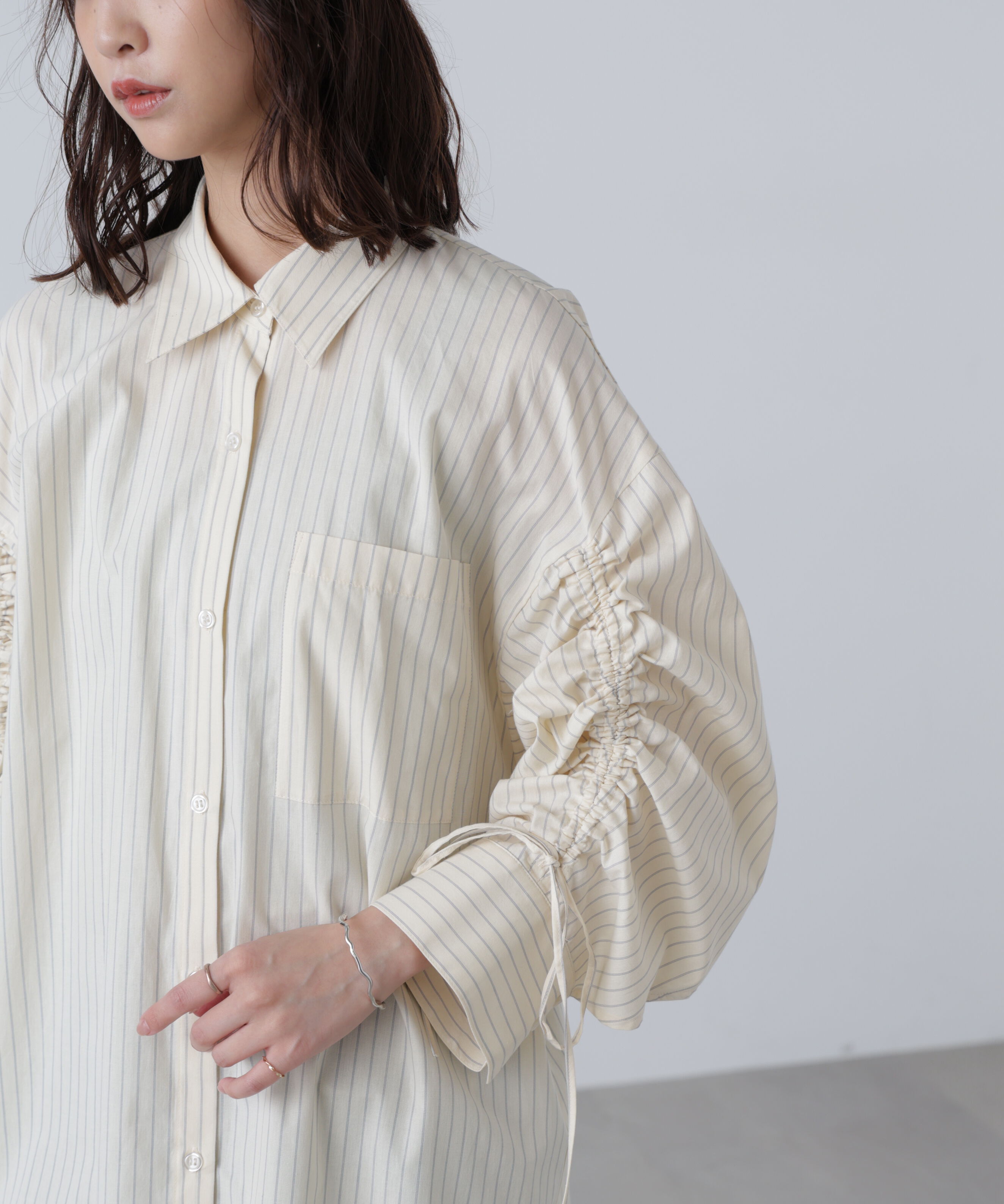  「袖シャーリングオーバーシャツ」|シャツ・ブラウス|