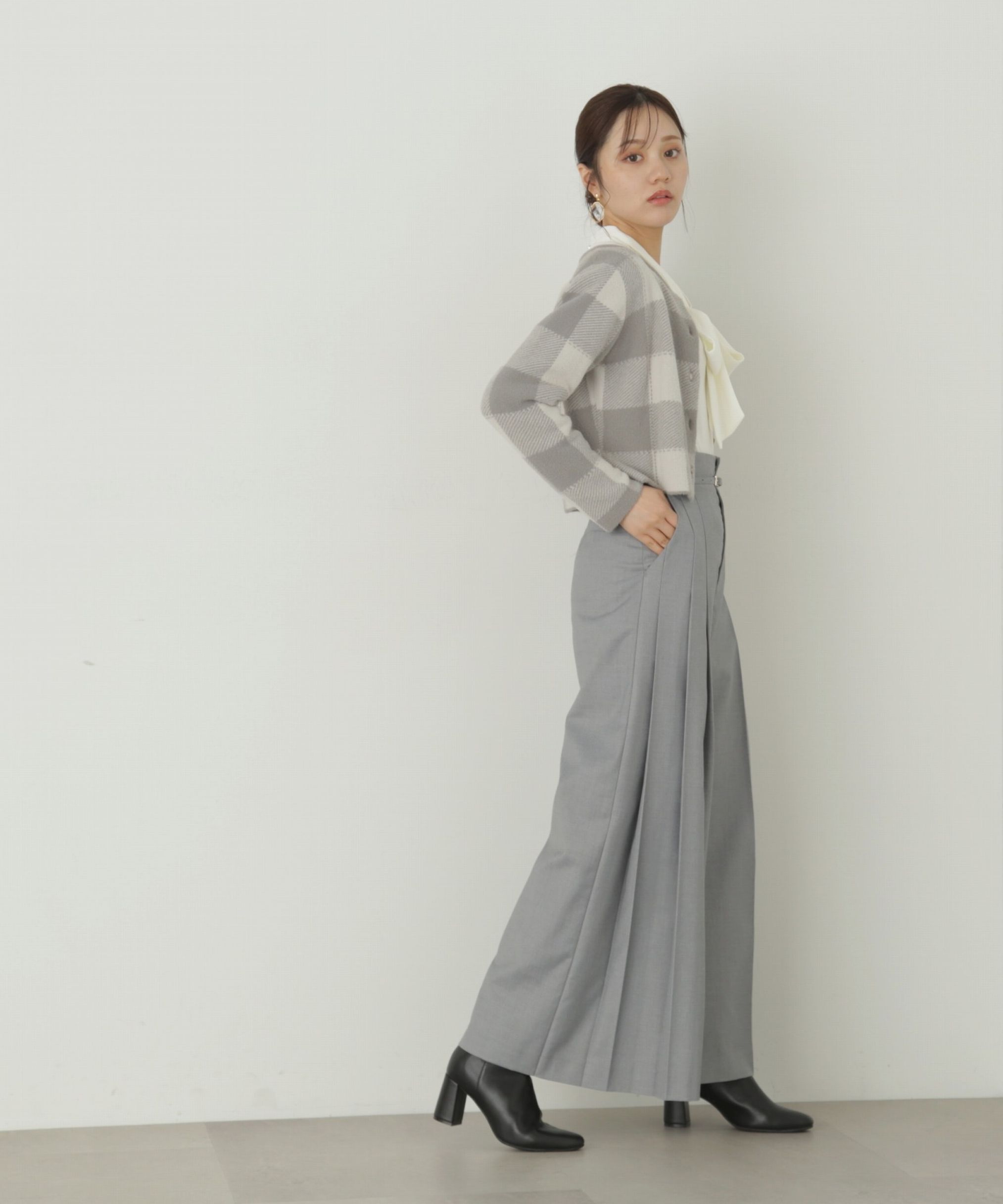 PROPORTION BODY DRESSING「サイドプリーツワイドパンツ」|その他|