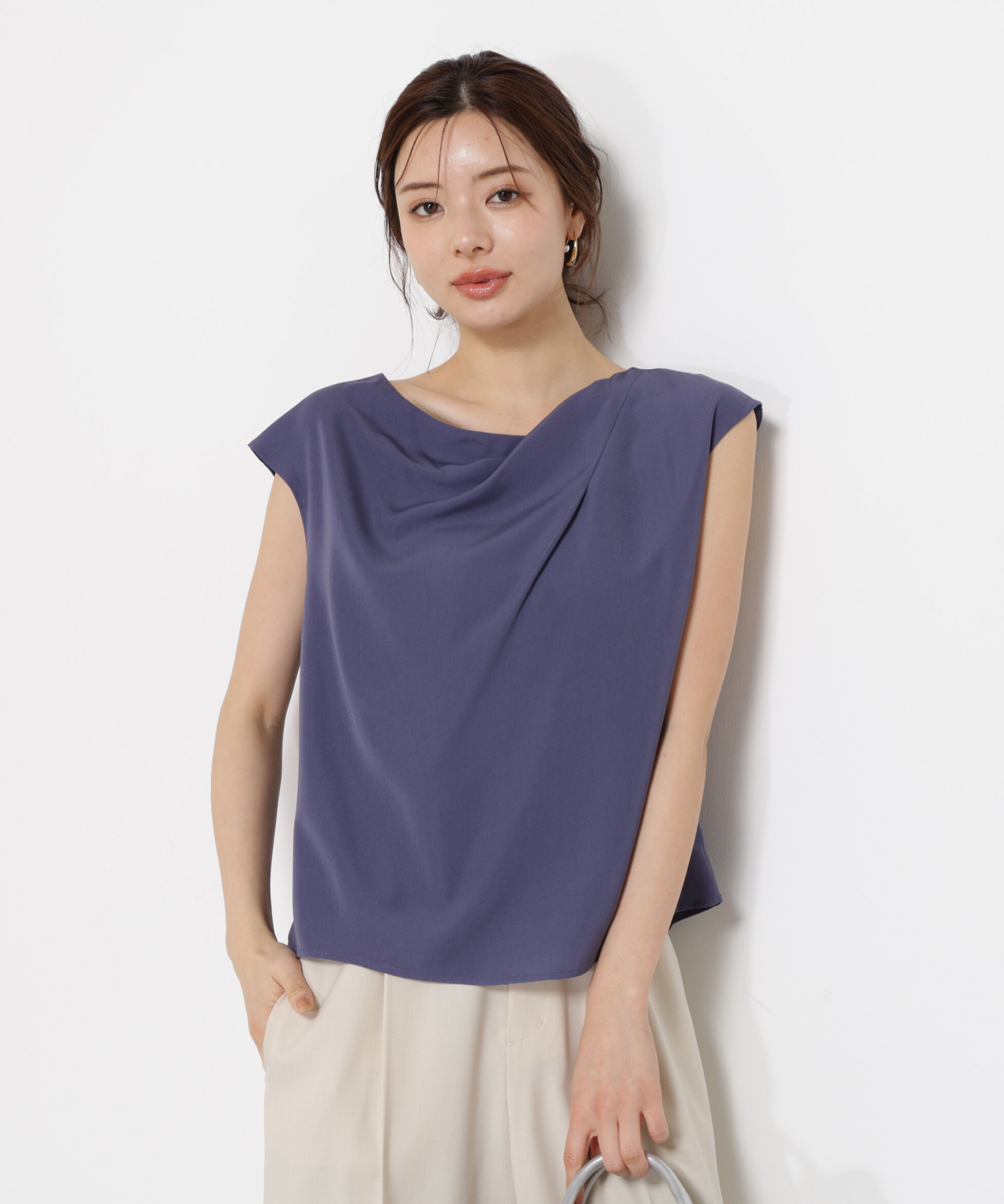 PROPORTION BODY DRESSING「ニュアンスネックフレンチスリーブブラウス」|シャツ・ブラウス|ネイビー