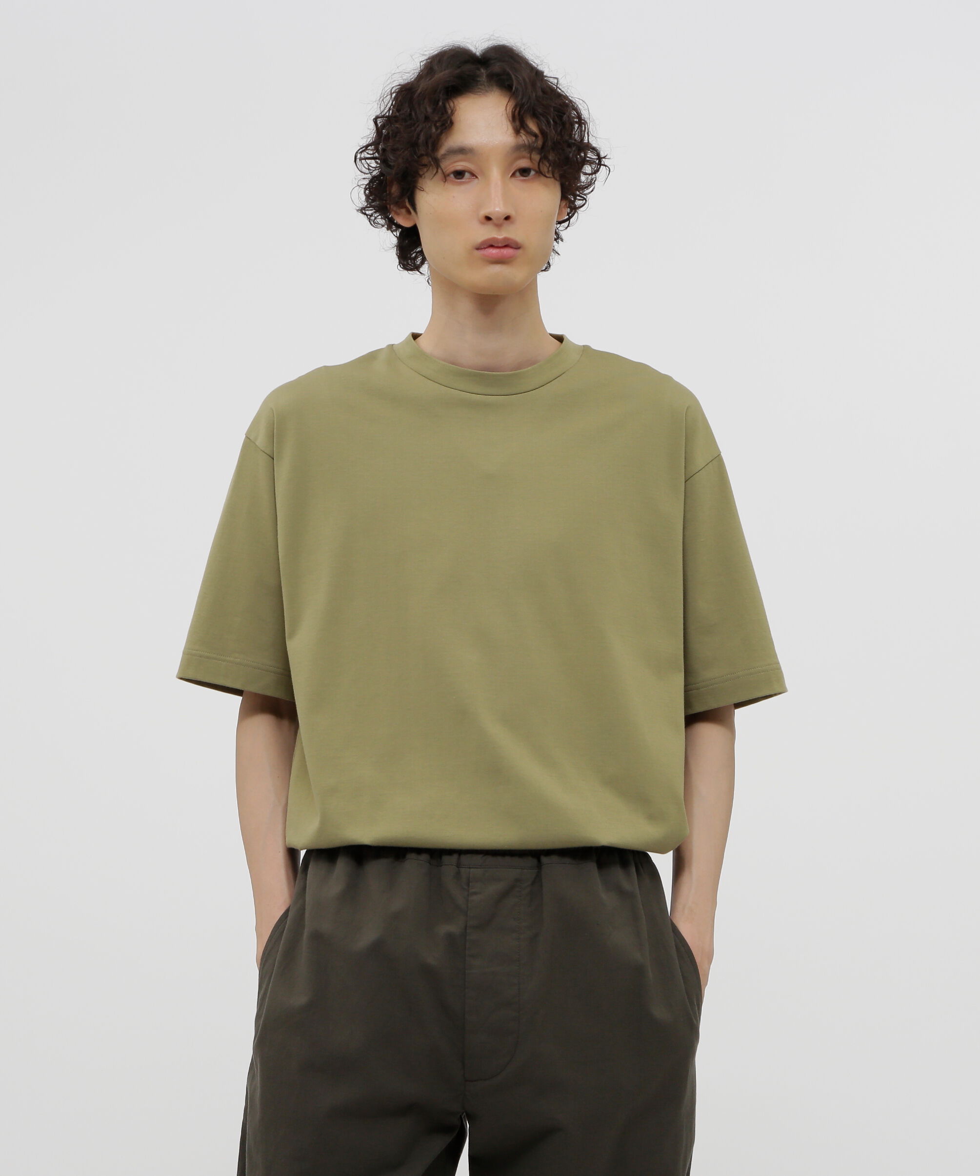MARGARET HOWELL「FINE COMPACT COTTON JERSEY」|Tシャツ・カットソー|KHAKI