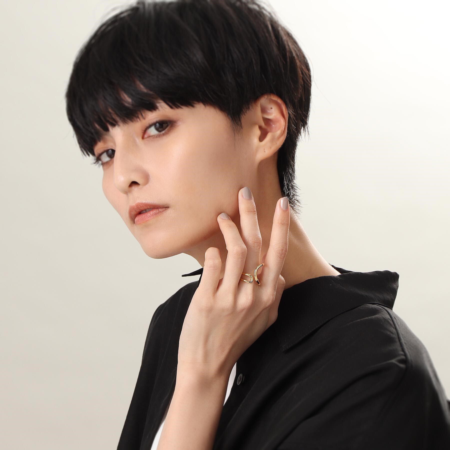 COCOSHNIK ONKITSCH「シルバー ニュアンスライン アシンメオープンリング GP」|リング|