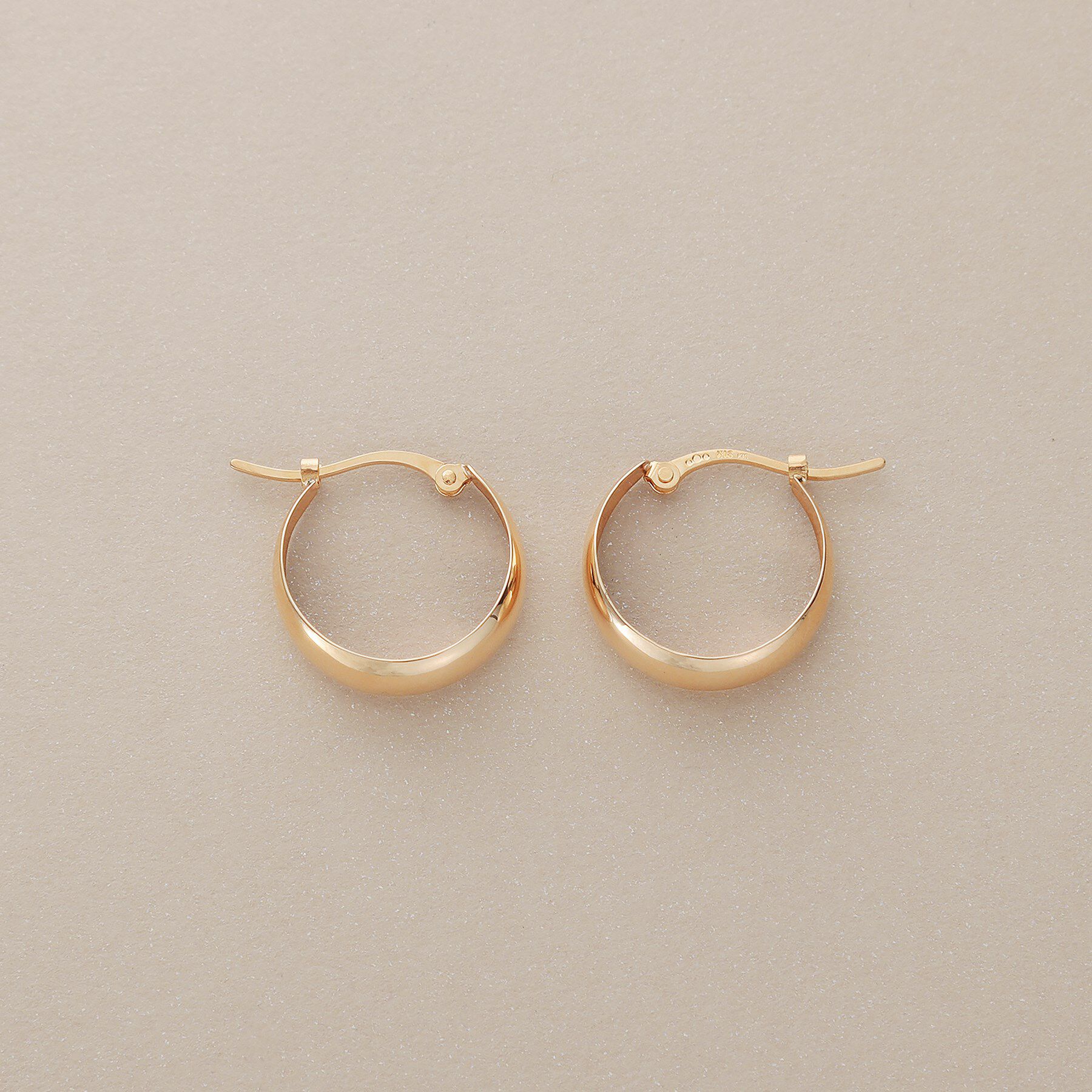 COCOSHNIK「K10月甲 フープピアス細」|ピアス|