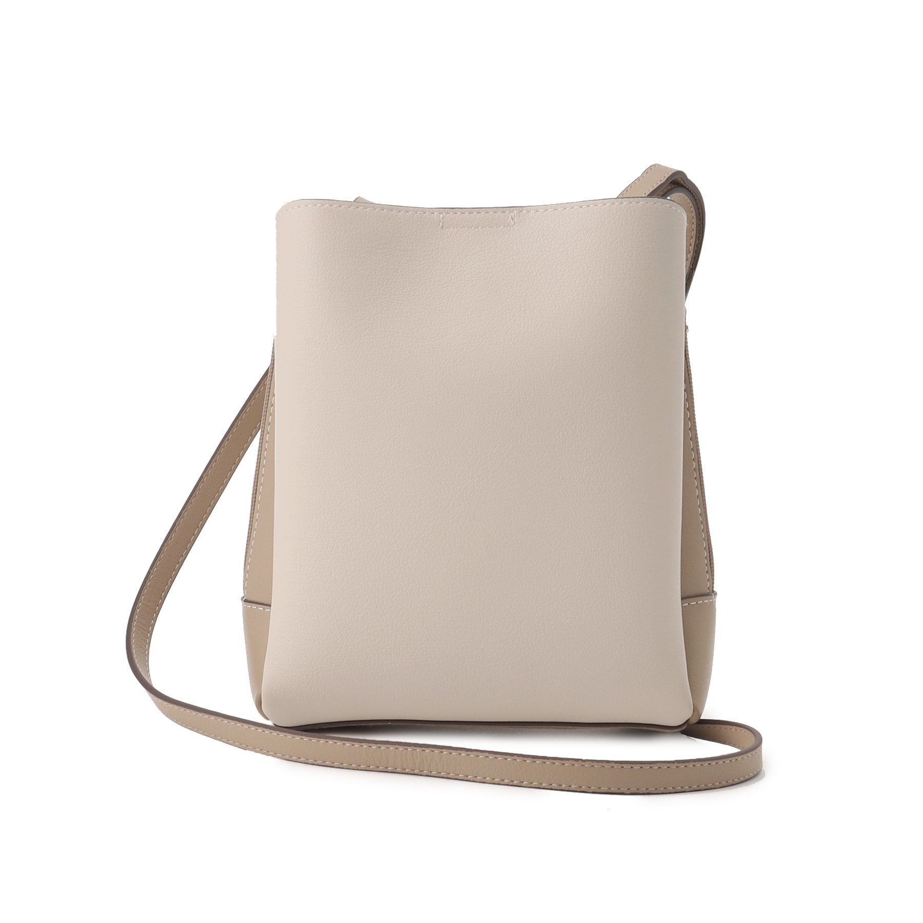 SHOO･LA･RUE「【軽量/大人カジュアル】 ふわっと軽い三層ショルダーバッグ」|ショルダー・メッセンジャー|