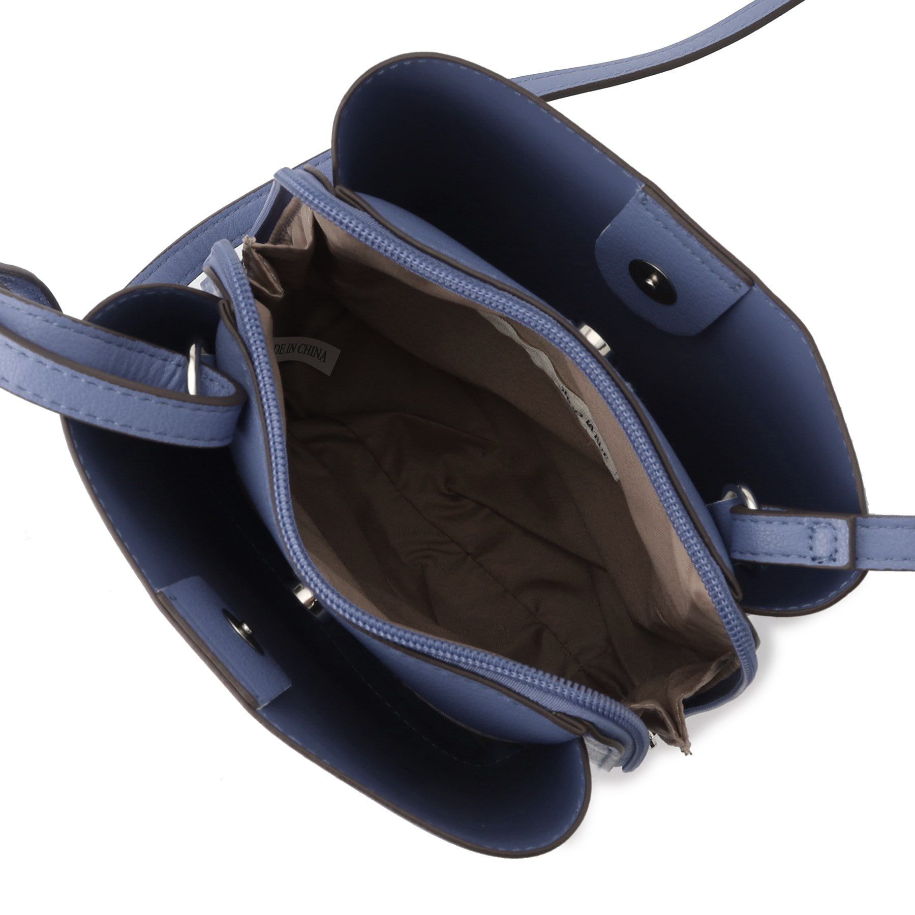 SHOO･LA･RUE「【軽量/大人カジュアル】 ふわっと軽い三層ショルダーバッグ」|ショルダー・メッセンジャー|