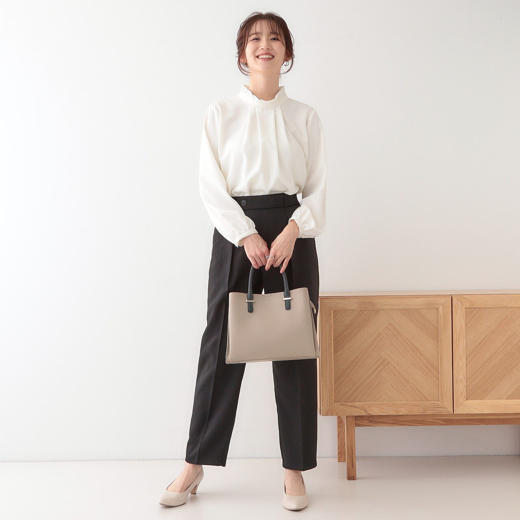 SHOO･LA･RUE「【2WAY/通勤/セレモニー】きれいめコーデに 3層トートバッグ」|トートバッグ|