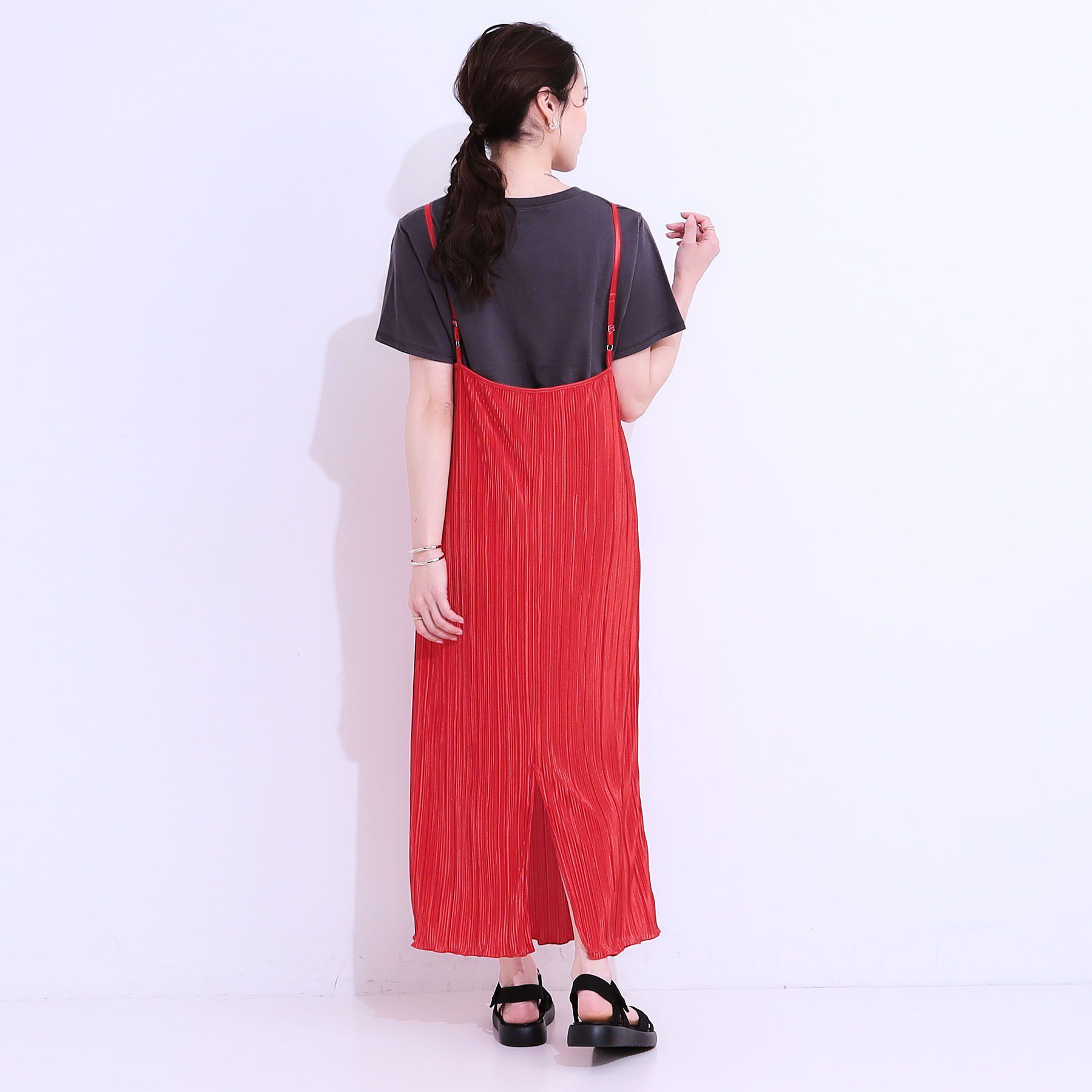 SHOO･LA･RUE「【S-LL】大人の楽ちんスタイルに プリーツキャミワンピース」|ワンピース|