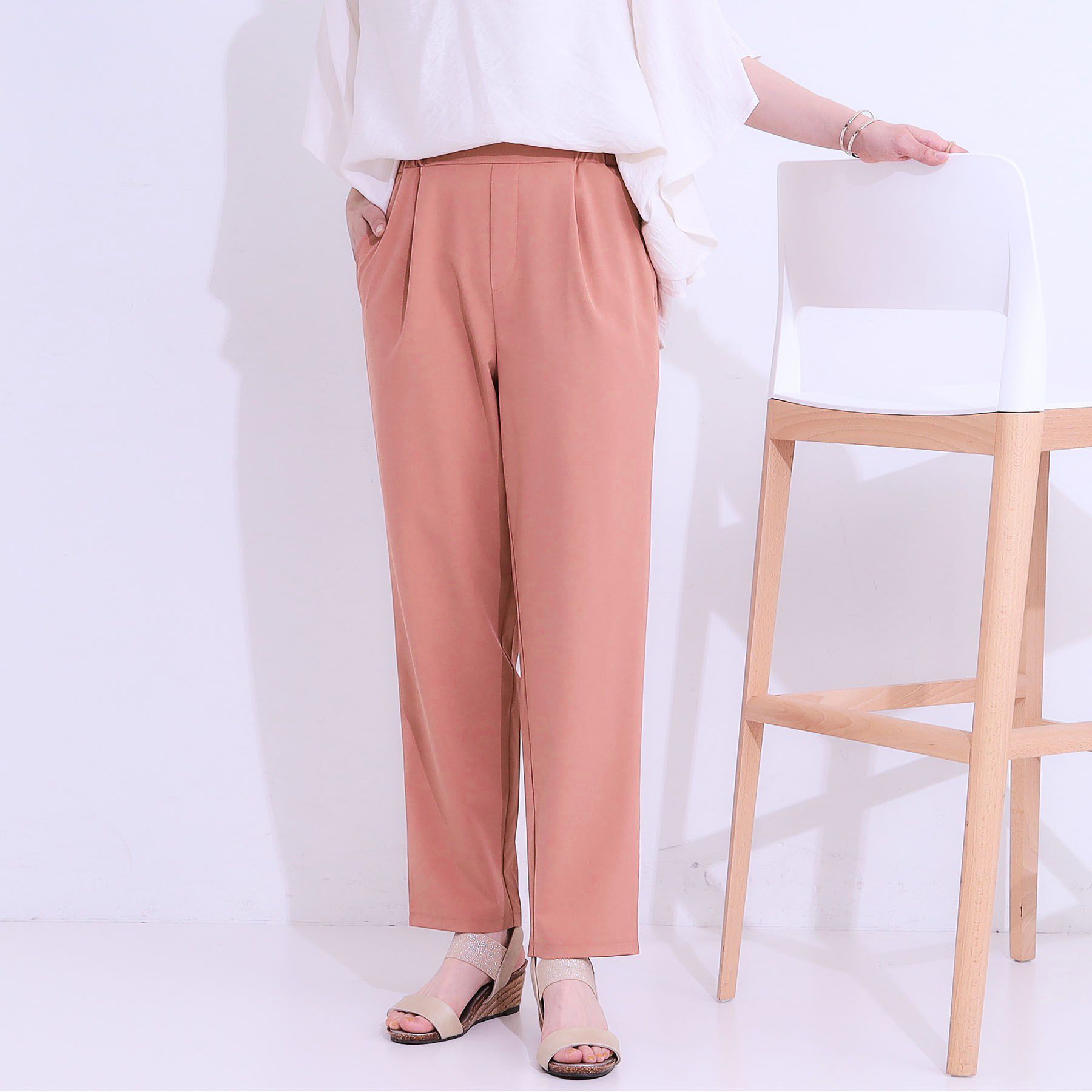 SHOO･LA･RUE「【SS-3L/ひんやり/吸水速乾/UV】軽量でさらりと穿ける テーパードパンツ」|その他|ピンク(076)