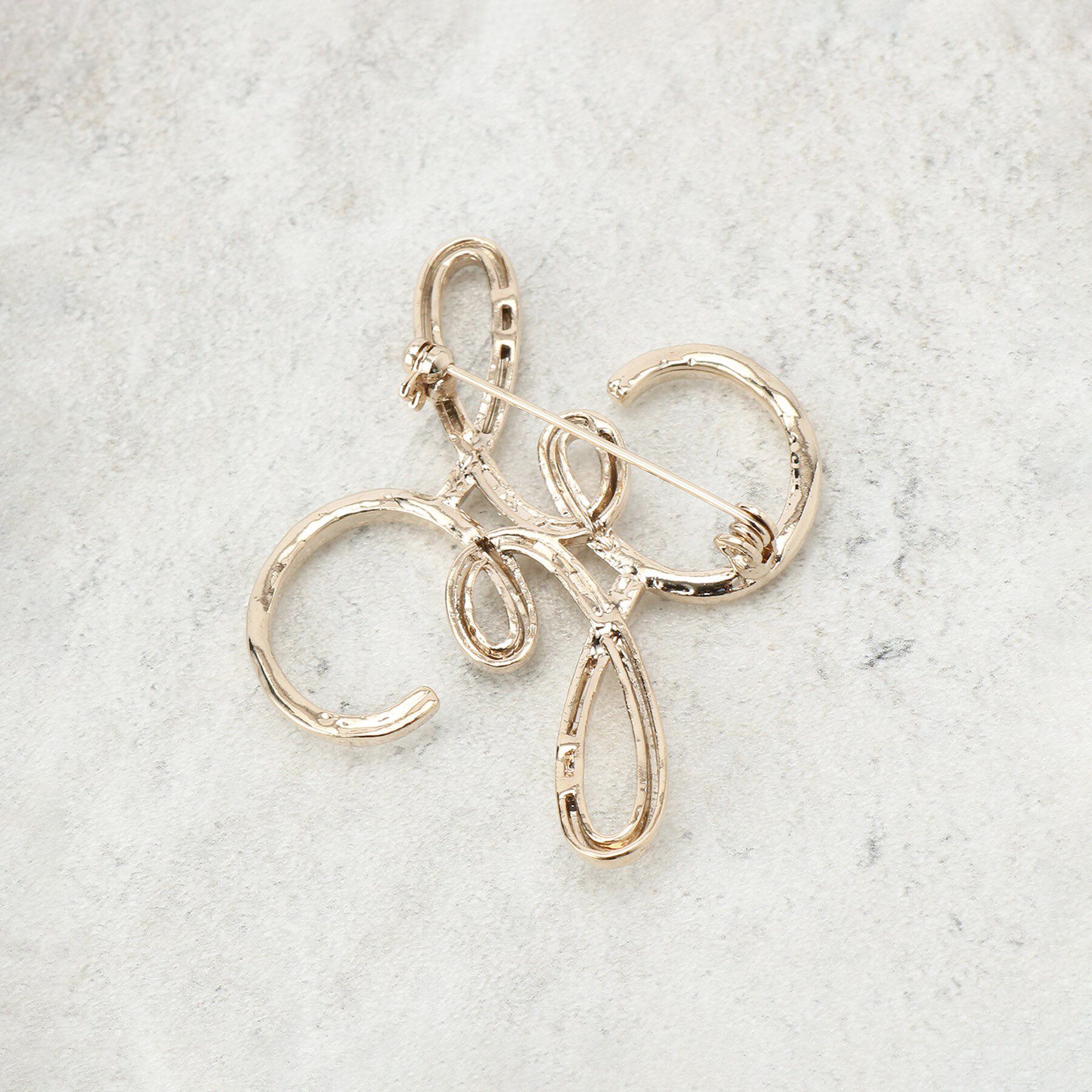 Dessin「メタルブローチ」|ブローチ・コサージュ|