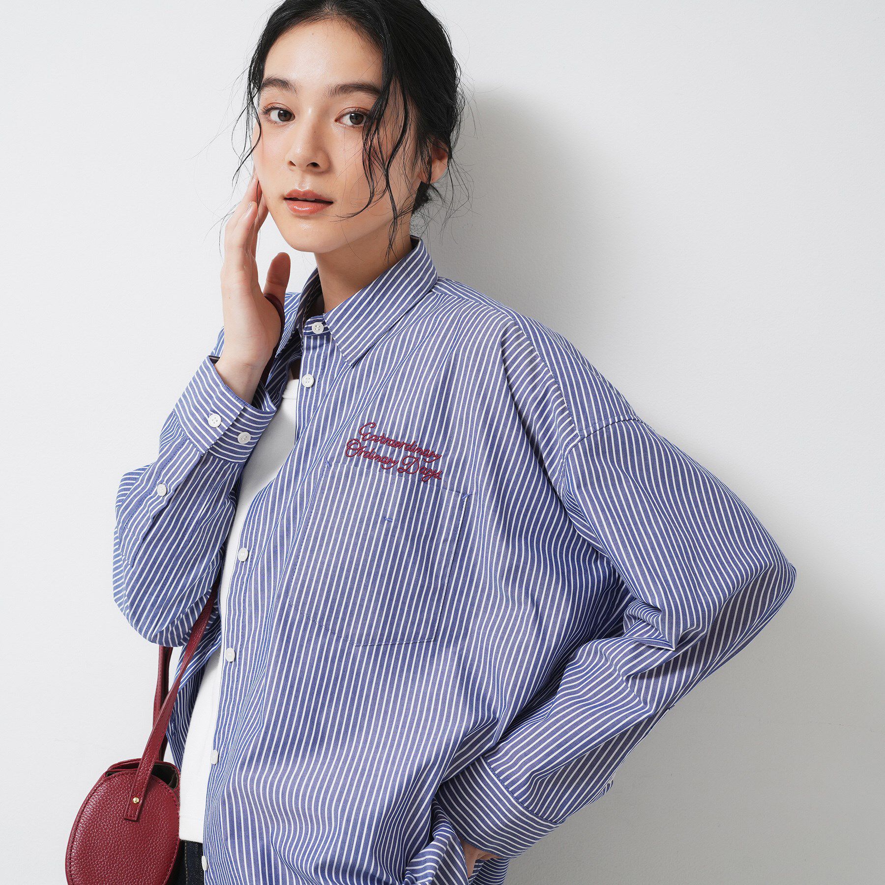 Dessin「【洗える】刺繍ロゴ入りオーバーシャツ」|シャツ・ブラウス|ブルー(392)