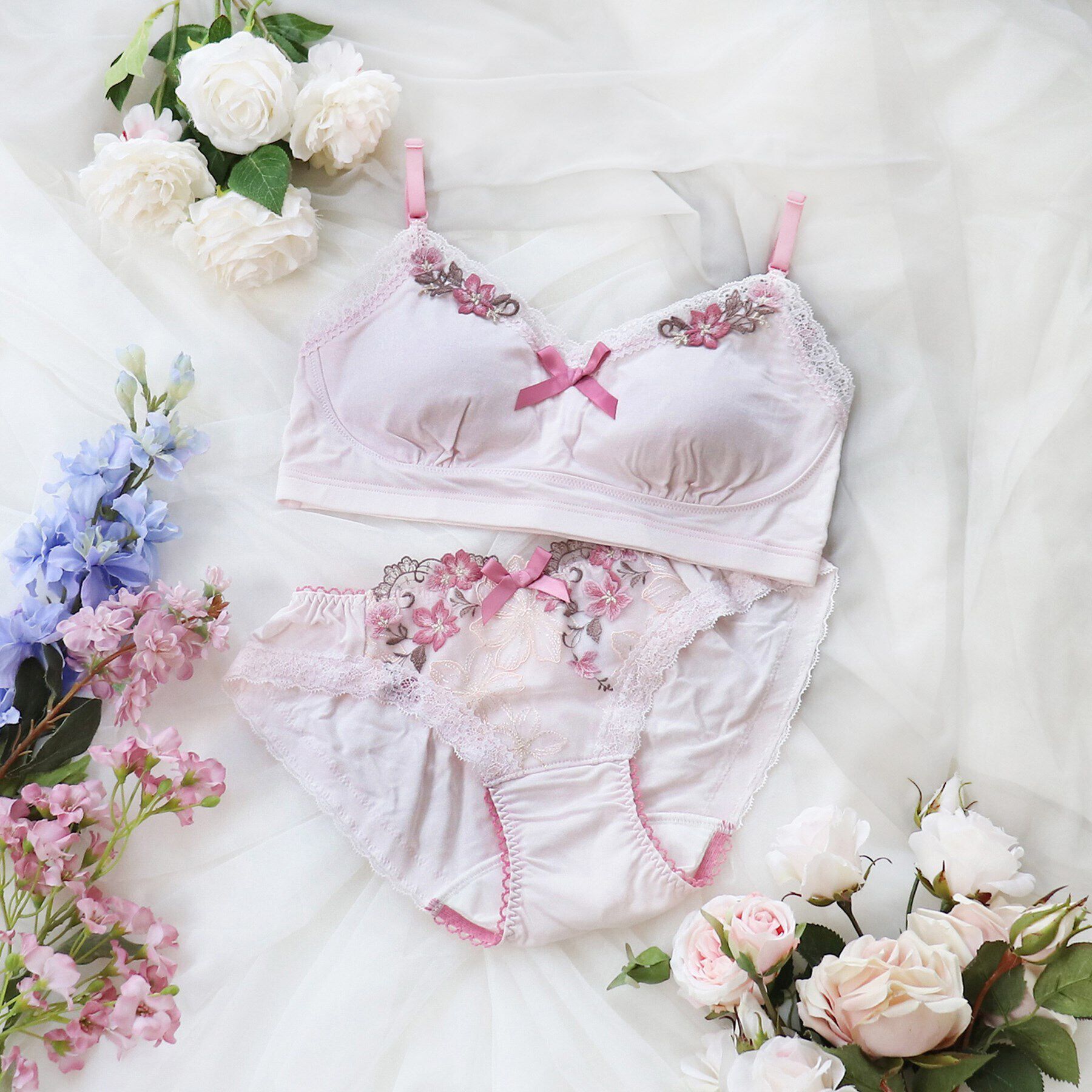 Risa Magli「ヴァレリー おやすみブラ」|インナー|