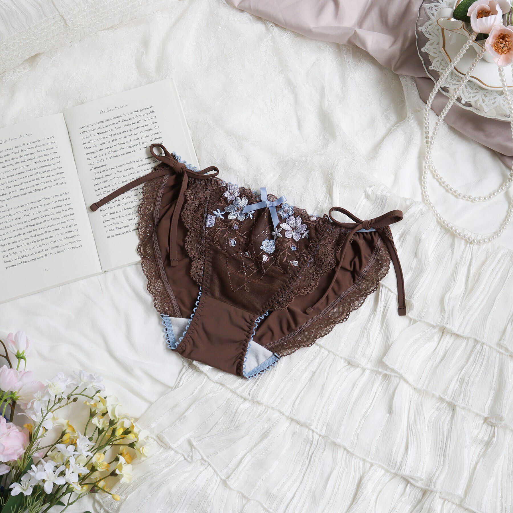 Risa Magli「ハーパー リボンショーツ」|インナー|ブラウン(043)