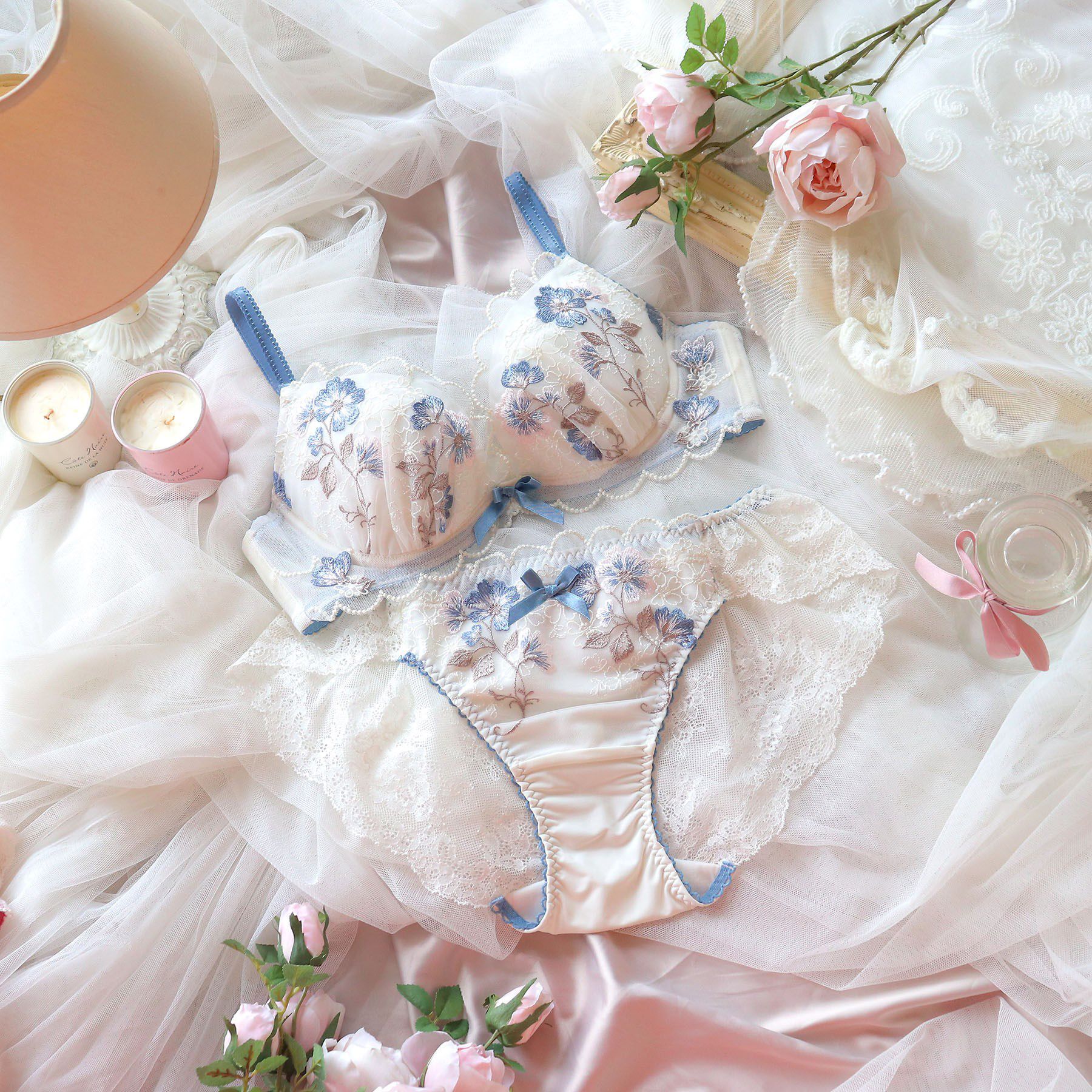 Risa Magli「プティット ブラジャー （B-C） ＜リサマリ ミラクル谷間ブラ＞」|インナー|