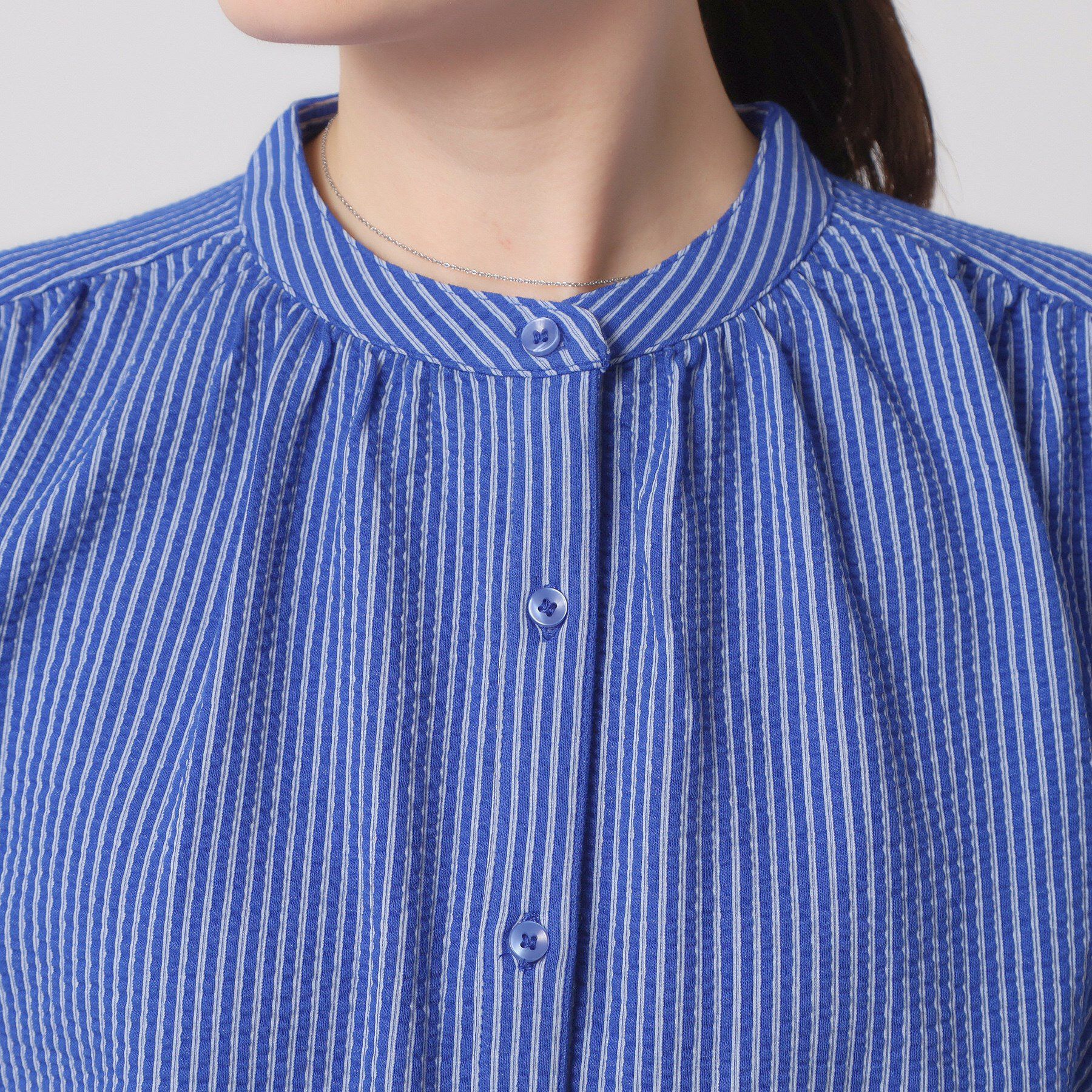 ITS&rsquo;DEMO「【洗濯機OK／洗濯後しわになりにくい】カットサッカー前開きプルオーバー」|シャツ・ブラウス|