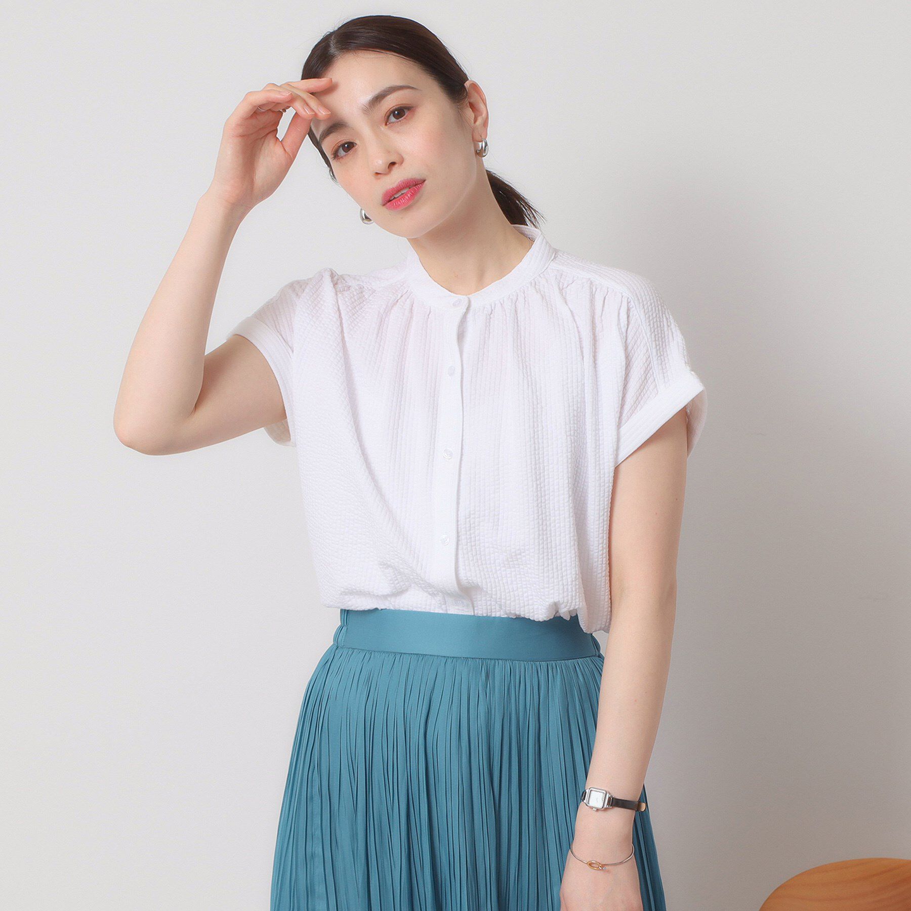 ITS&rsquo;DEMO「【洗濯機OK／洗濯後しわになりにくい】カットサッカー前開きプルオーバー」|シャツ・ブラウス|