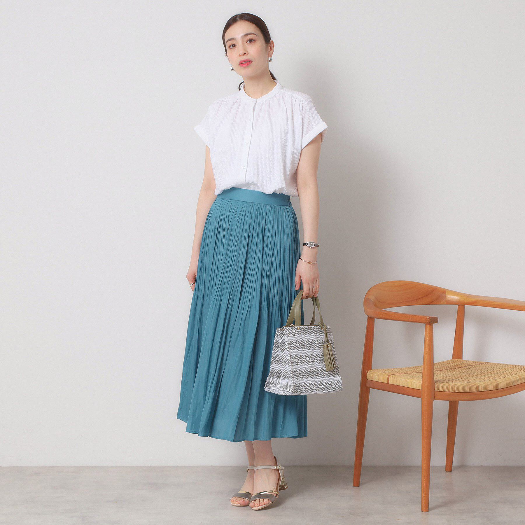 ITS&rsquo;DEMO「【洗濯機OK／洗濯後しわになりにくい】カットサッカー前開きプルオーバー」|シャツ・ブラウス|