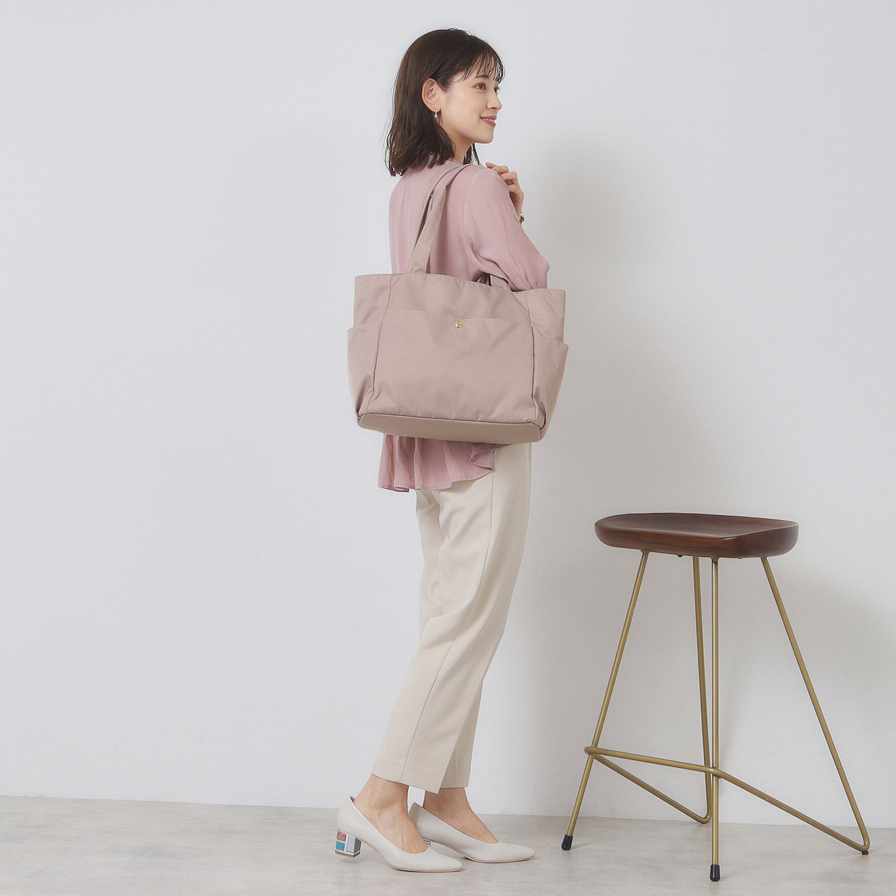ITS&rsquo;DEMO「【9ポケット】軽量撥水A4トート」|トートバッグ|