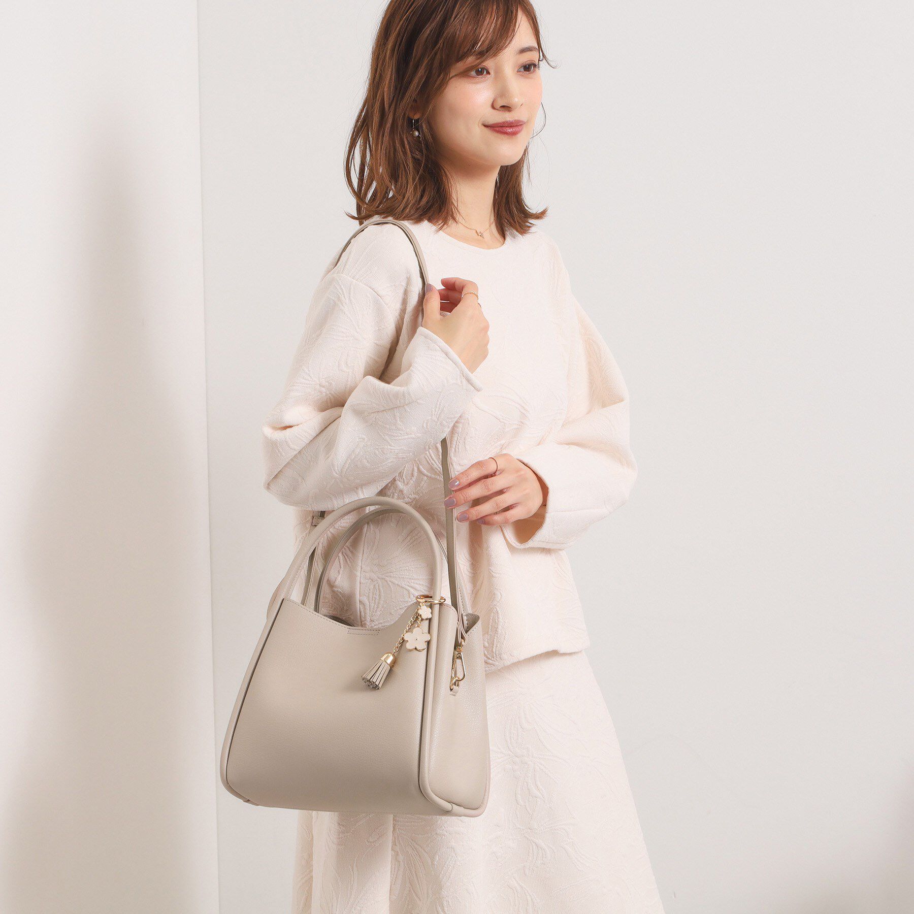 ITS&rsquo;DEMO「【2WAY】チャーム付きミニトート」|ハンドバッグ|