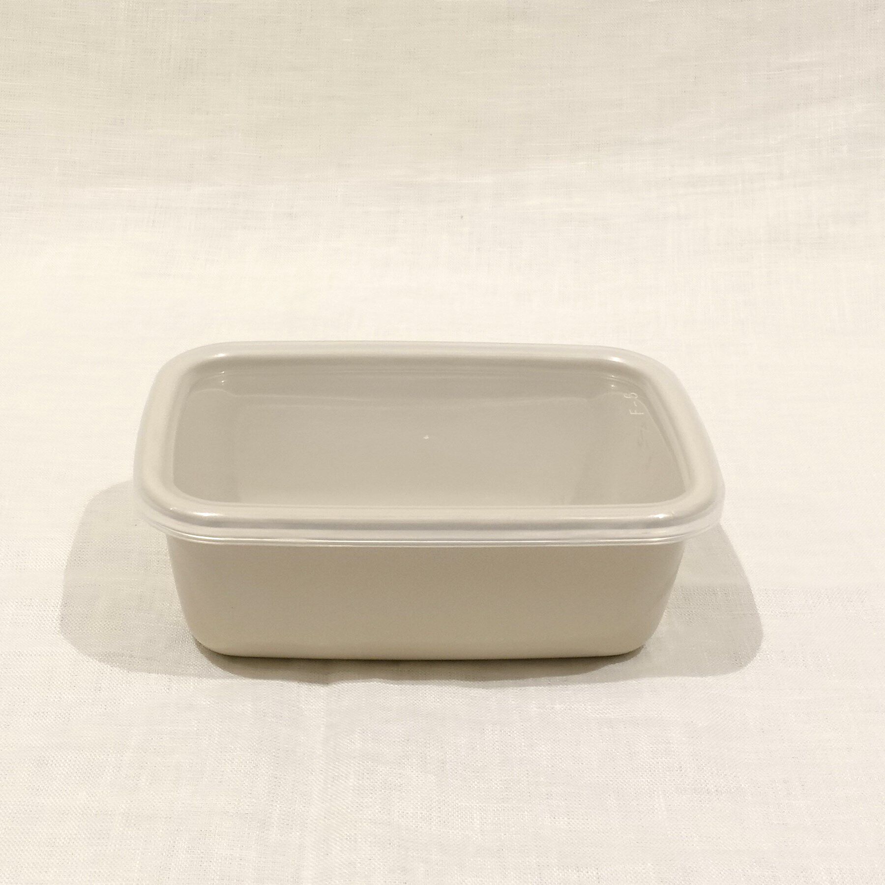 212 KITCHEN STORE「レクタングル深型 S グレージュ 212K限定カラー ＜野田琺瑯＞」|食器・キッチングッズ|