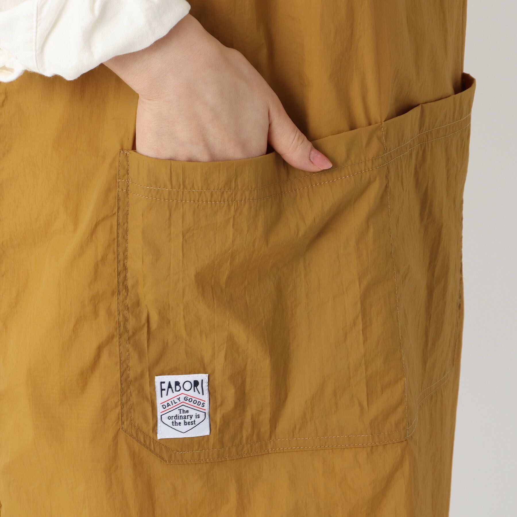 212 KITCHEN STORE「極軽撥水エプロン キテミテ キイロ ＜FABORI ファボリ＞」|食器・キッチングッズ|