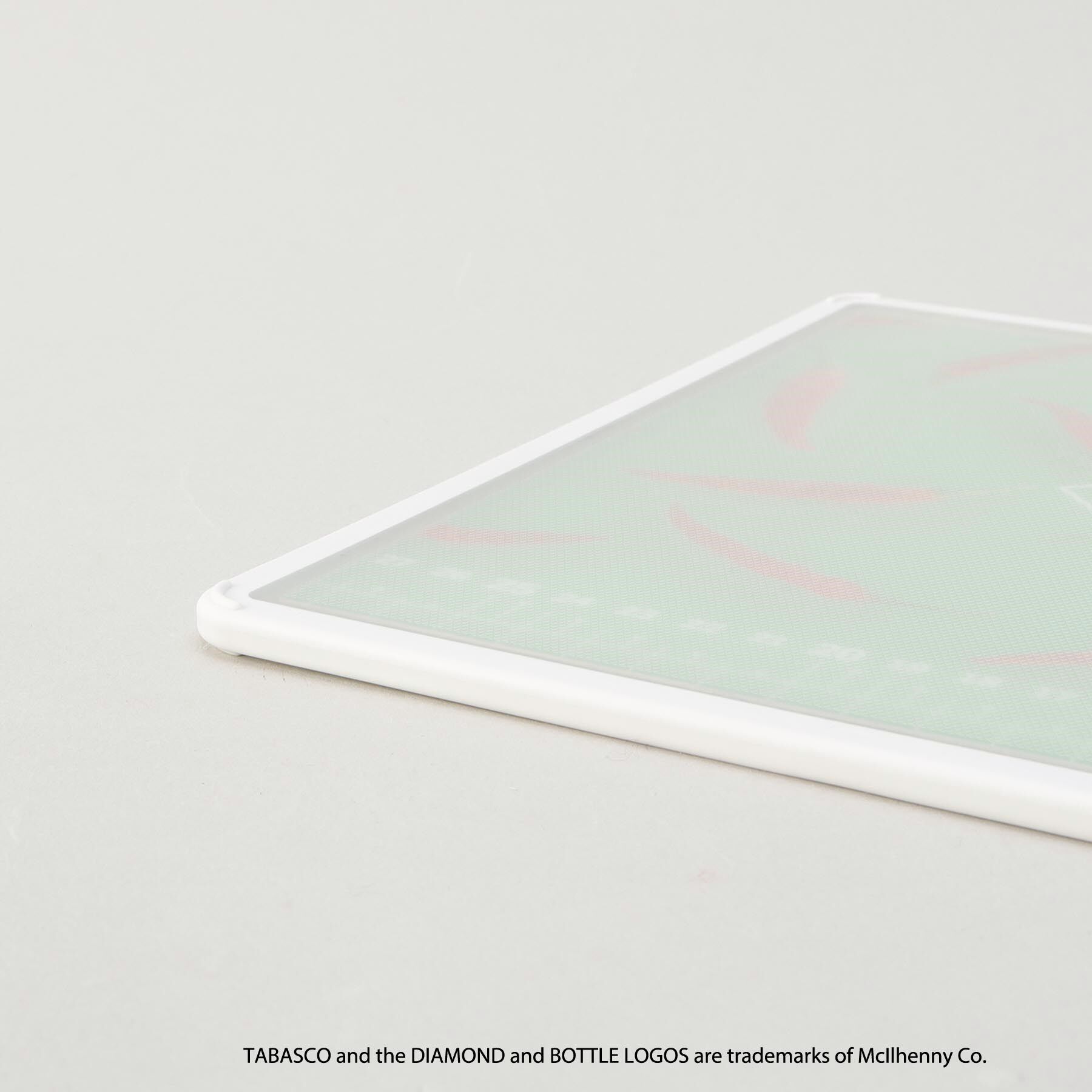 212 KITCHEN STORE「カッティングボード GR/BL ＜TABASCO(R) タバスコ＞」|食器・キッチングッズ|