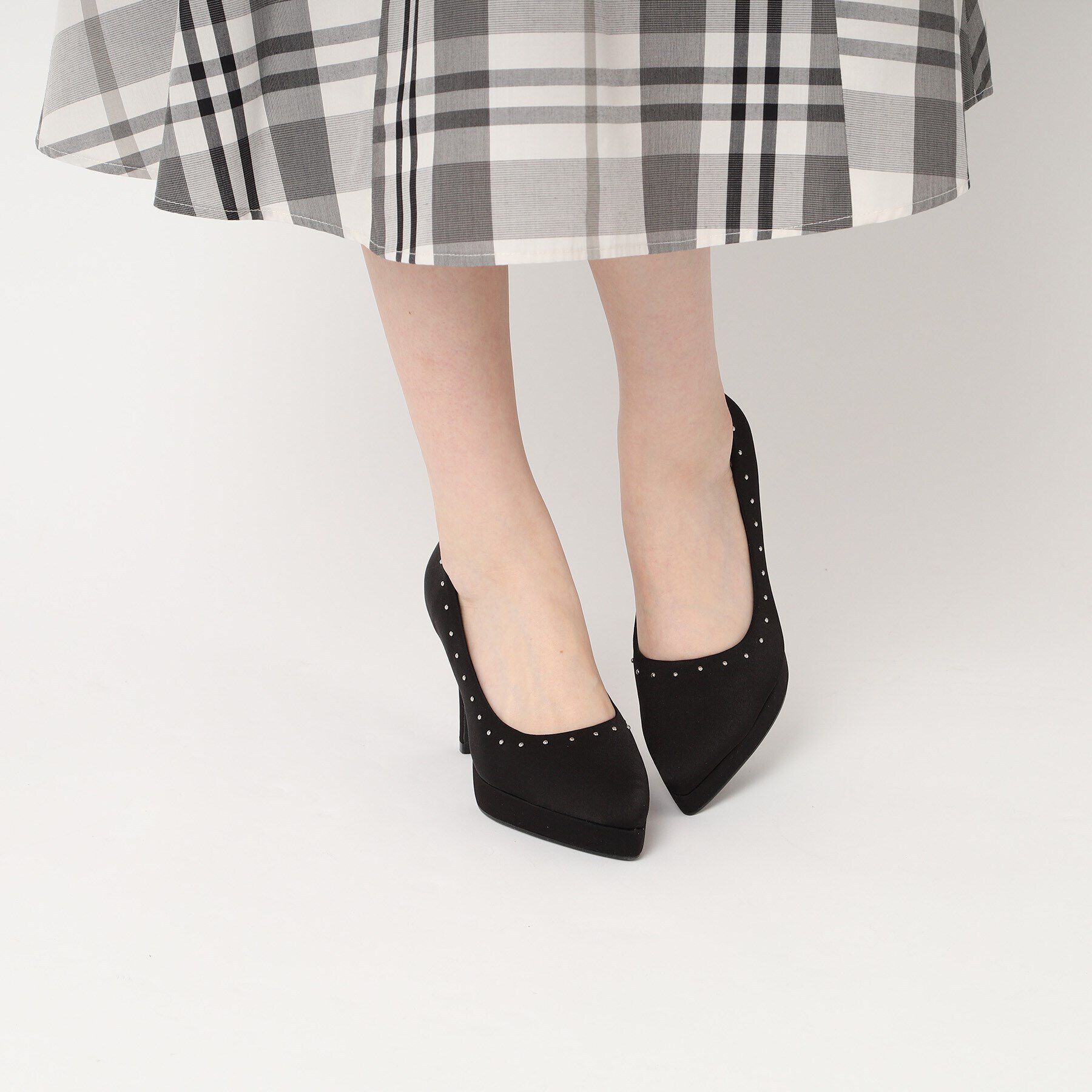 ESPERANZA「スタッズリボンパンプス 24SS」|パンプス|