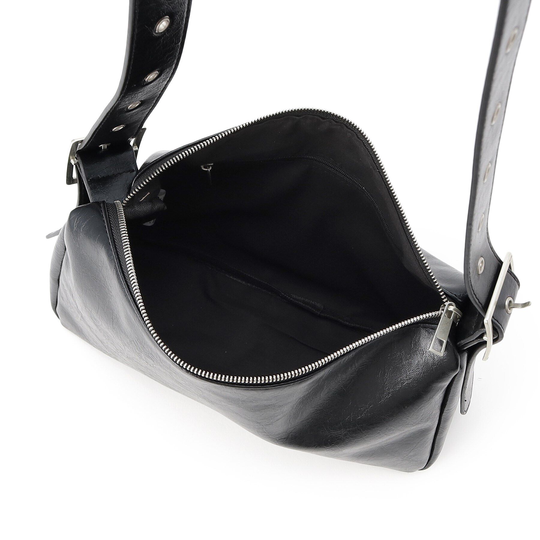 Ober Tashe「バックルショルダーバッグ」|ショルダー・メッセンジャー|