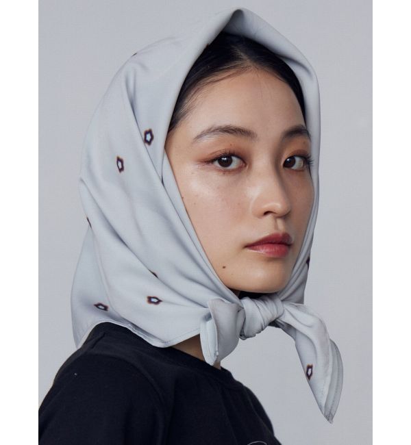 EMODA「グロスパターンスカーフ」|バンダナ・スカーフ|グレー