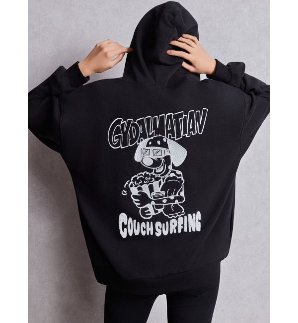 GYDA「COUCH SURFING GYDALMATIANスウェットパーカー」|パーカー|ブラック